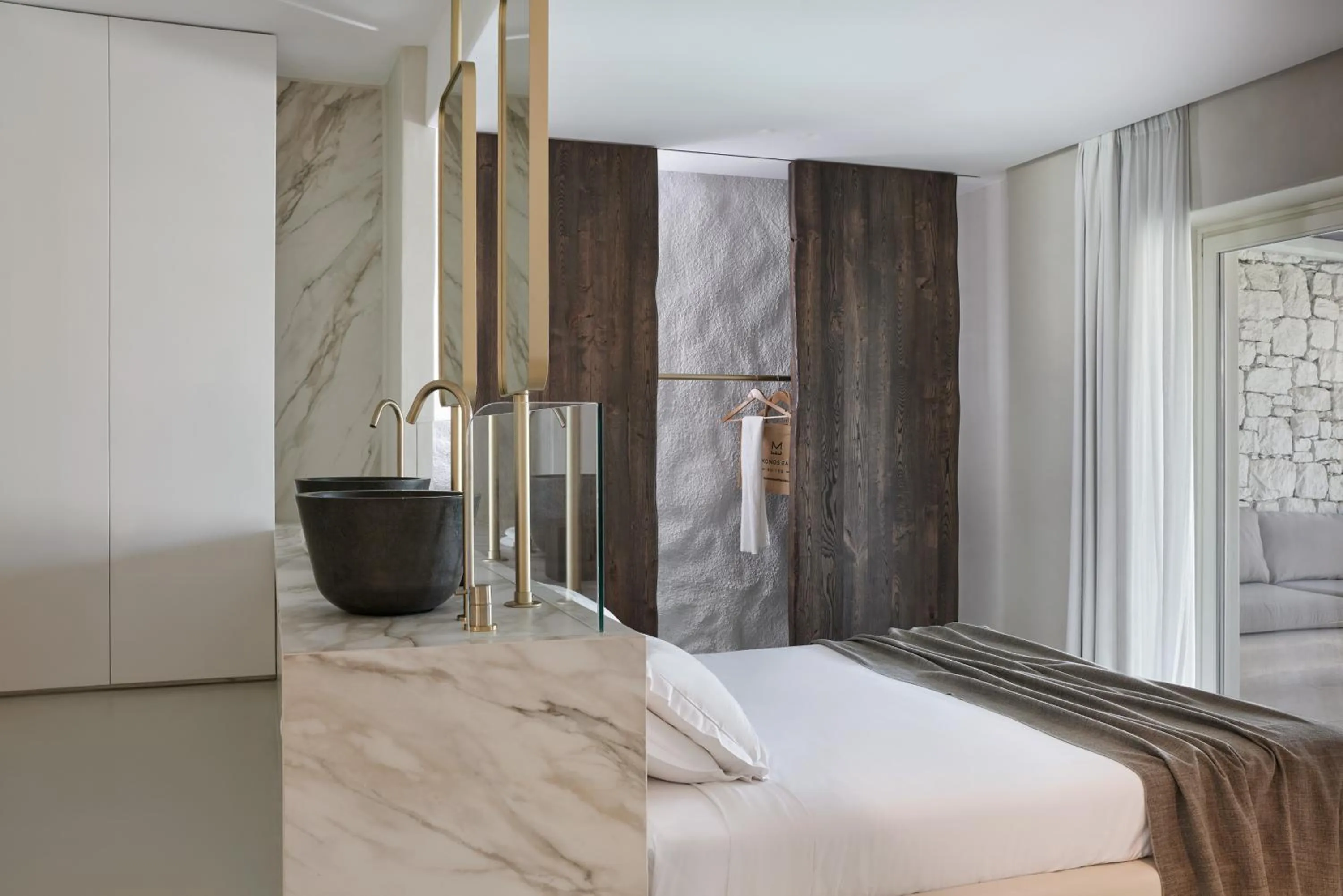 Decorative detail, Bed in Mykonos Earth Suites