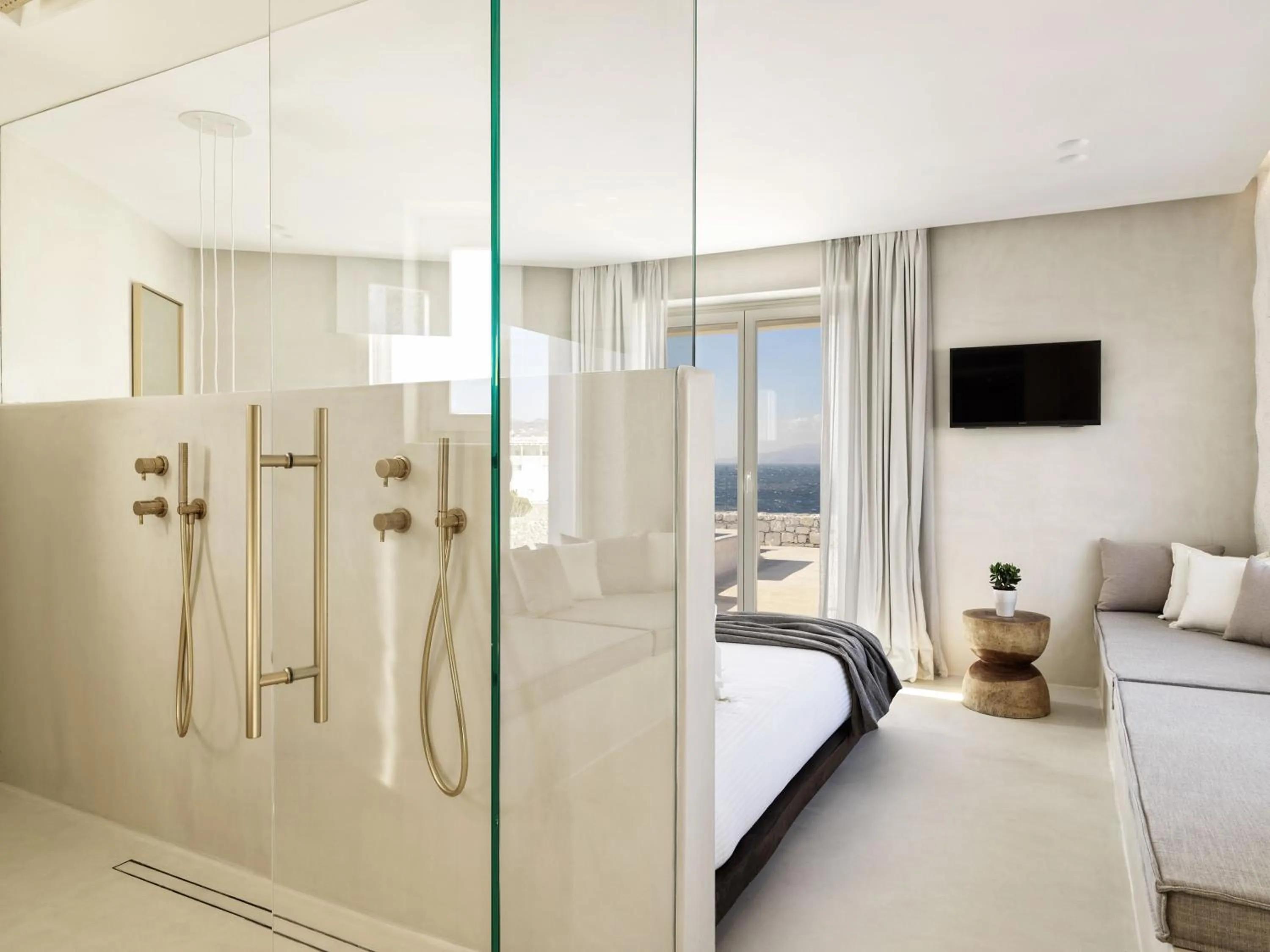 Bathroom, Bed in Mykonos Earth Suites