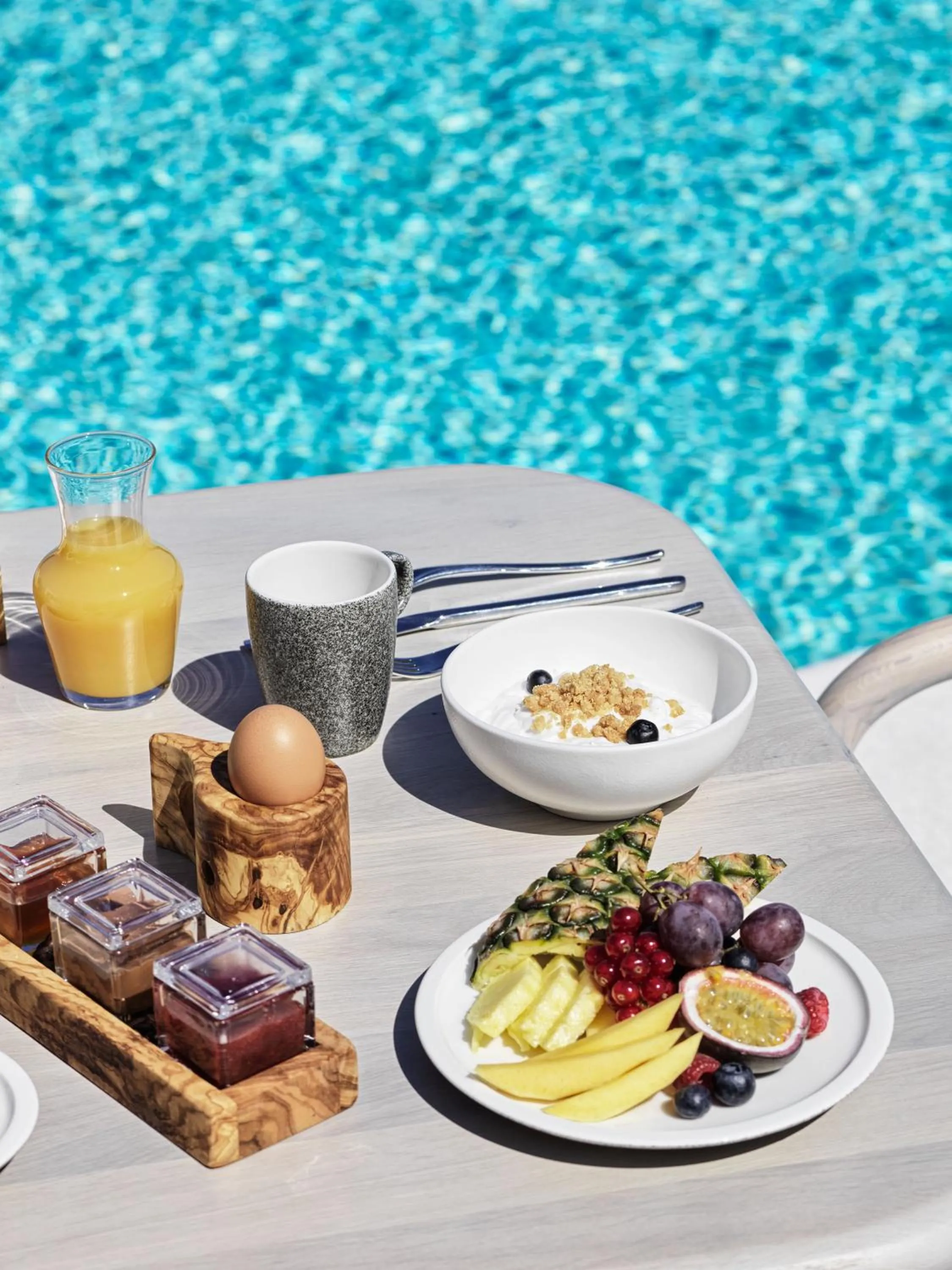 Food and drinks in Mykonos Earth Suites