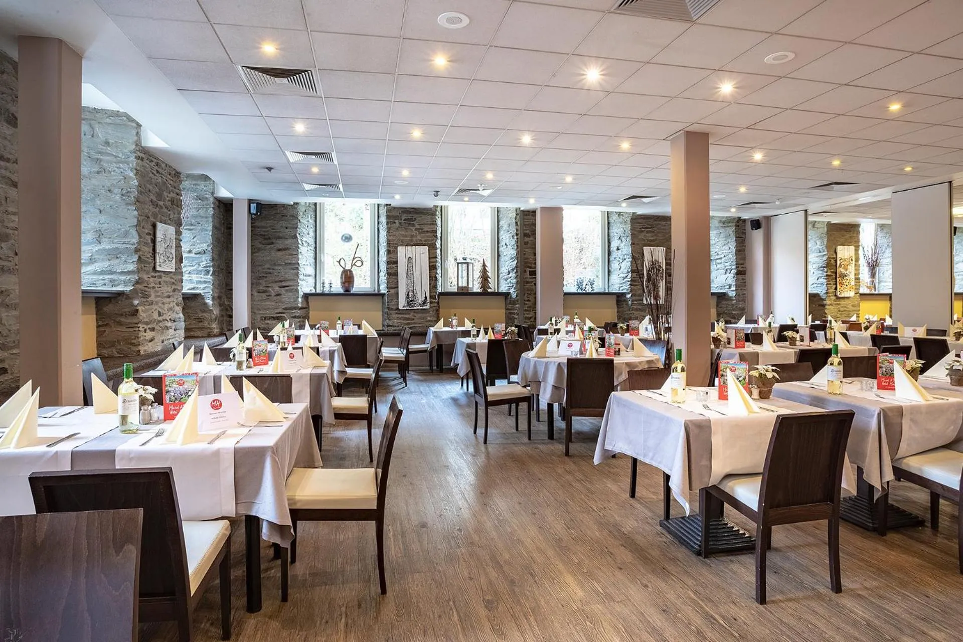 Restaurant/places to eat in ACHAT Hotel Monschau