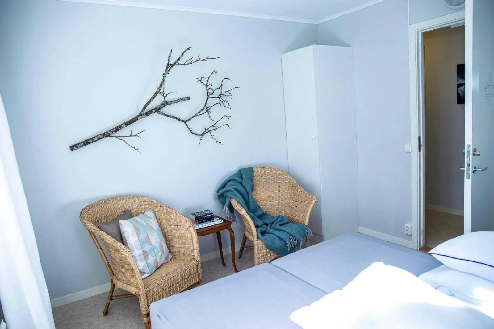 Bed in Hunnebostrands vandrarhem Gammelgården