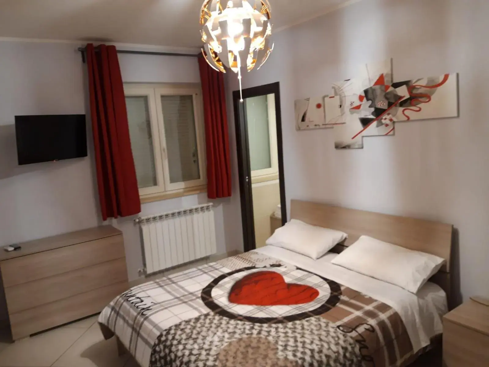 Double Room with Private Bathroom in B&B White One Double Room with Private Bathroom in B&B White One