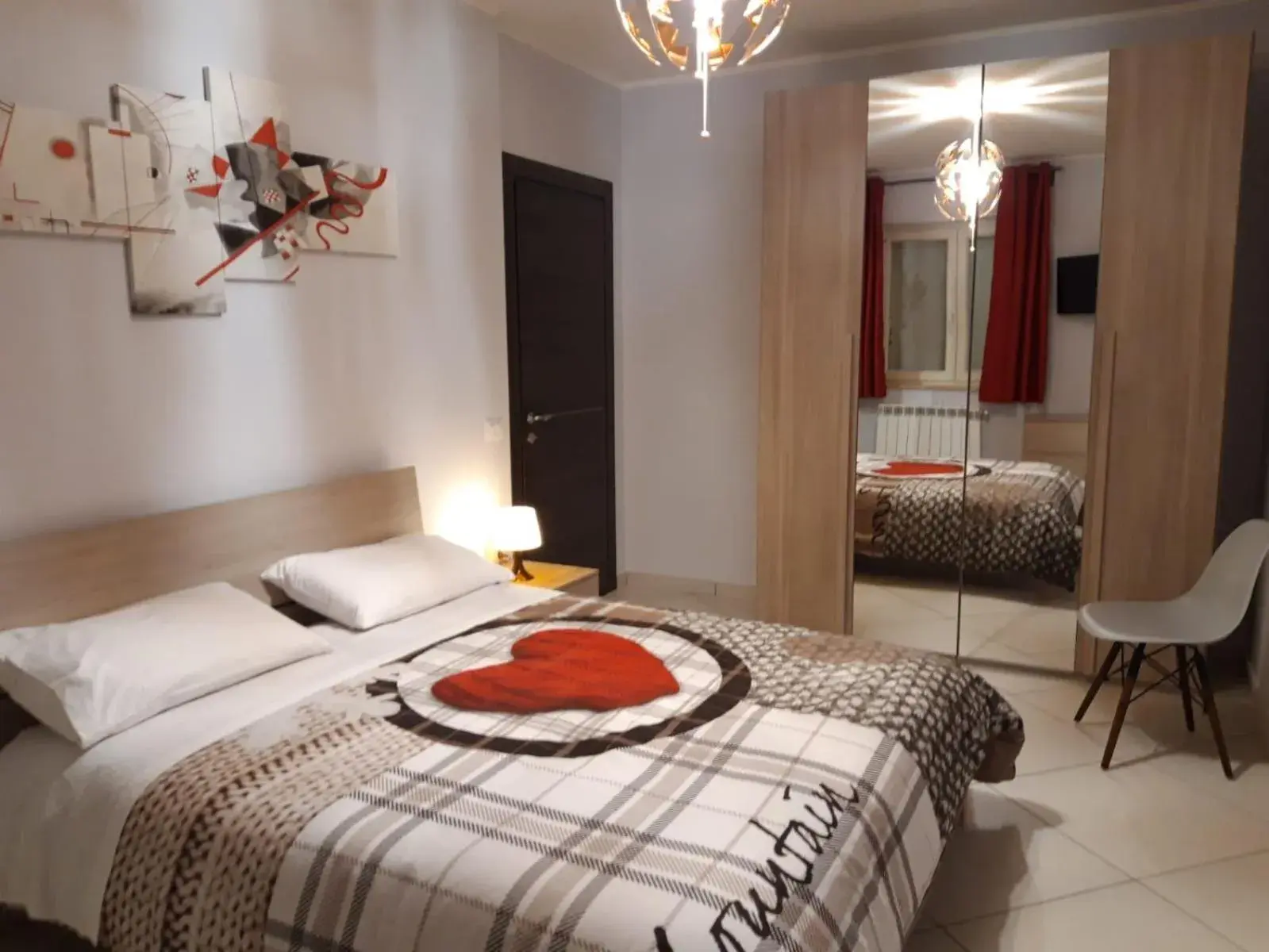 Double Room with Private Bathroom in B&B White One Double Room with Private Bathroom in B&B White One