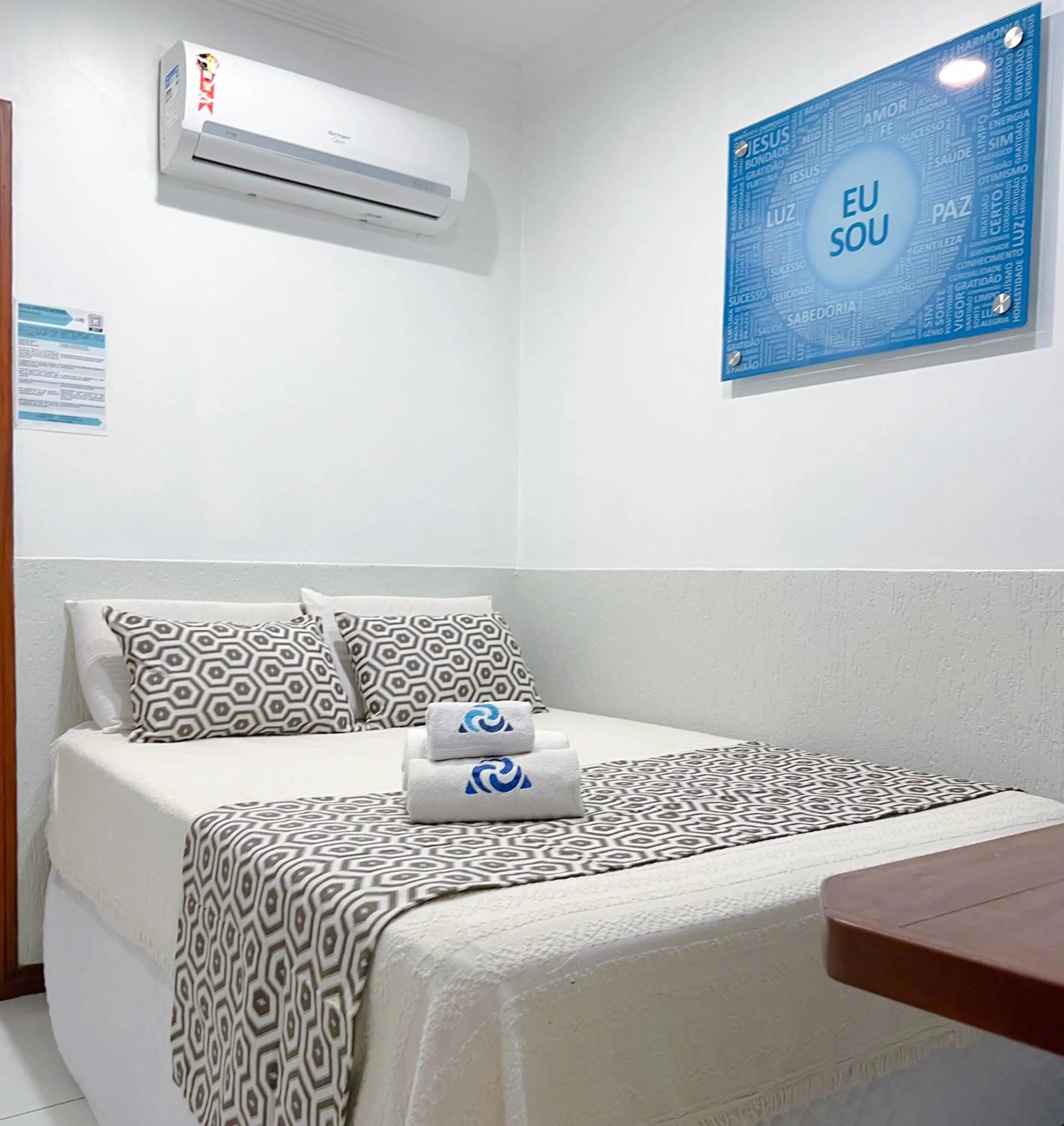 Bedroom, Bed in Vila Jeri Hotel