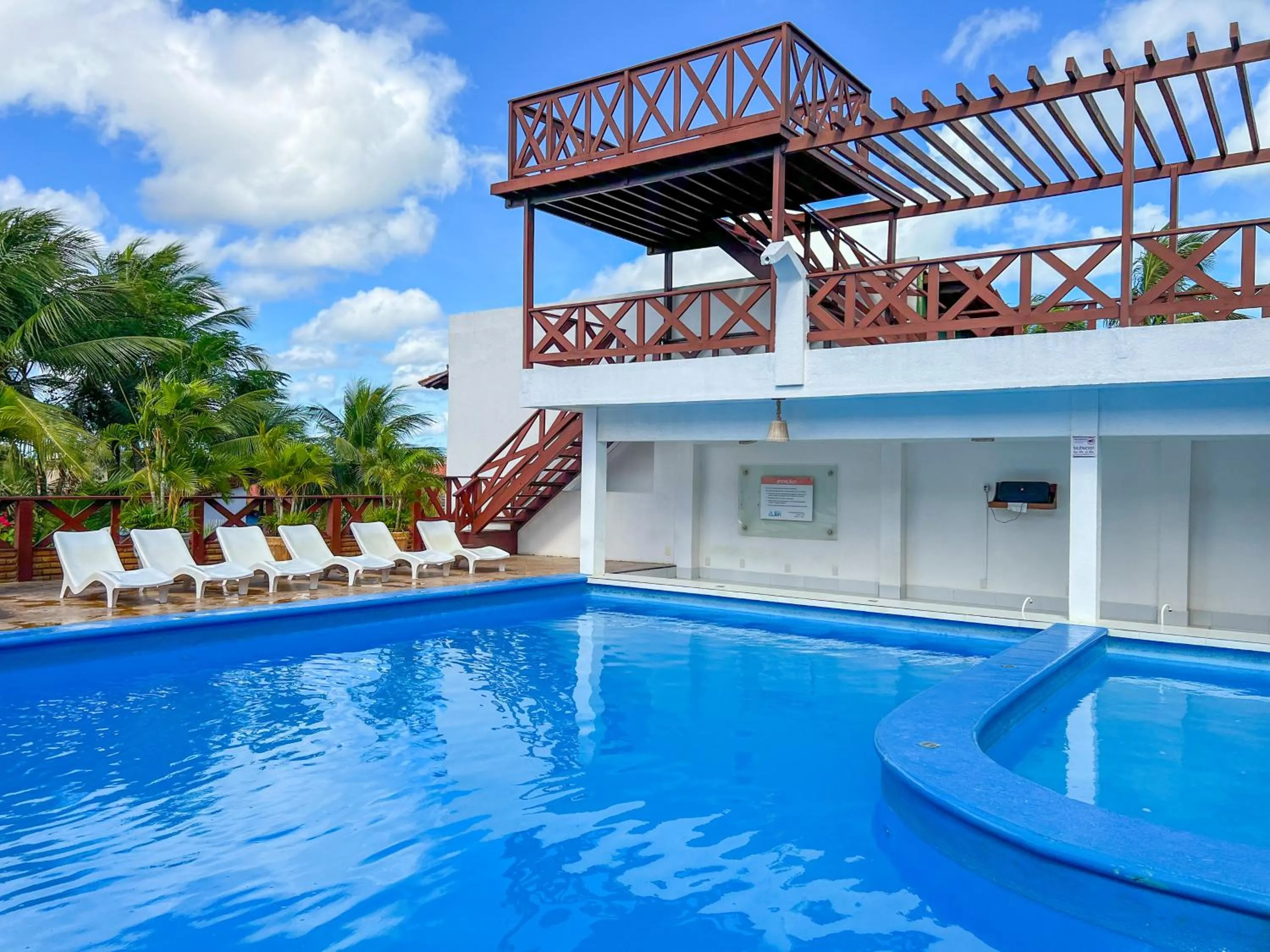 Pool view in Vila Jeri Hotel