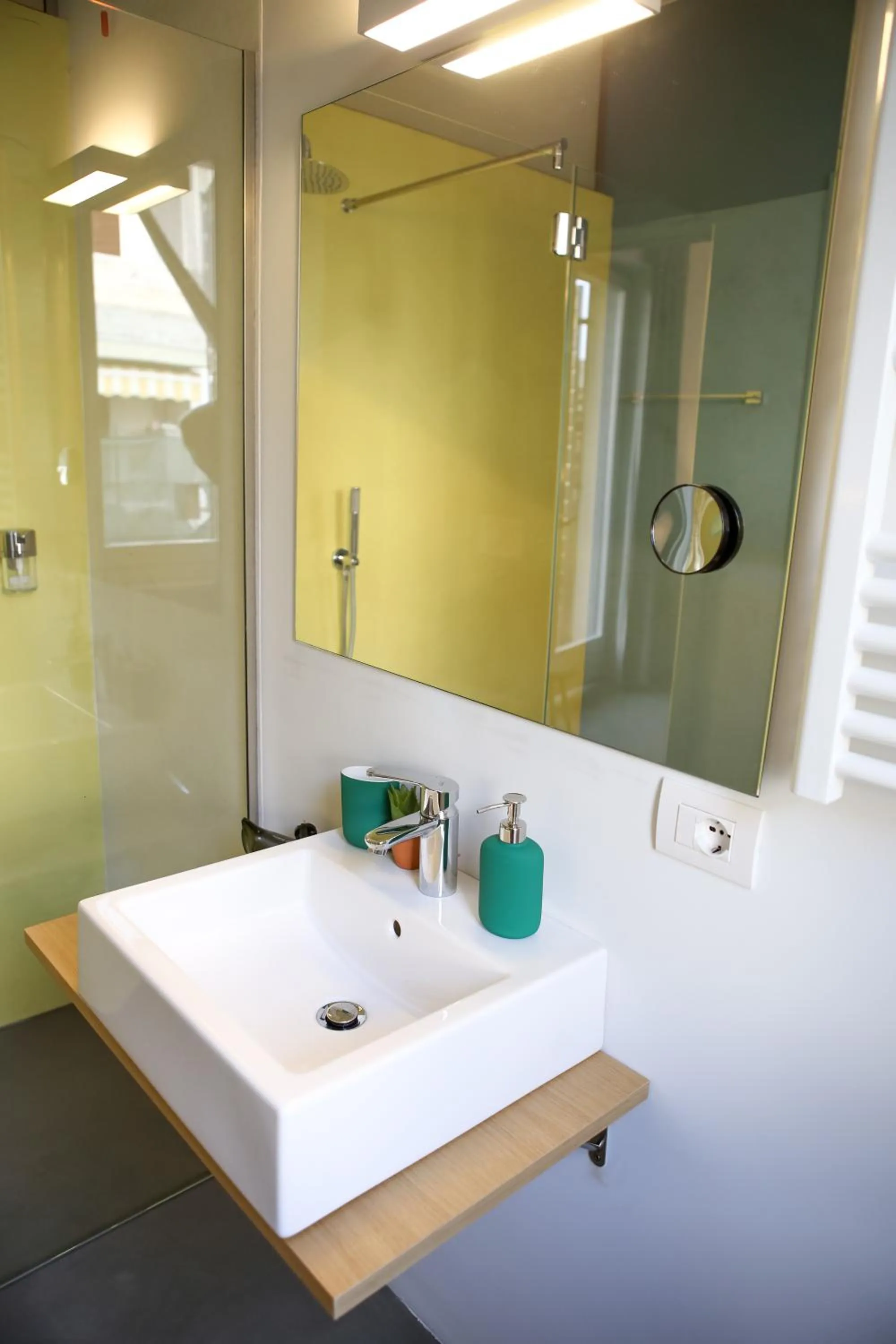 Bathroom, Bed in Bed and Bike Verona