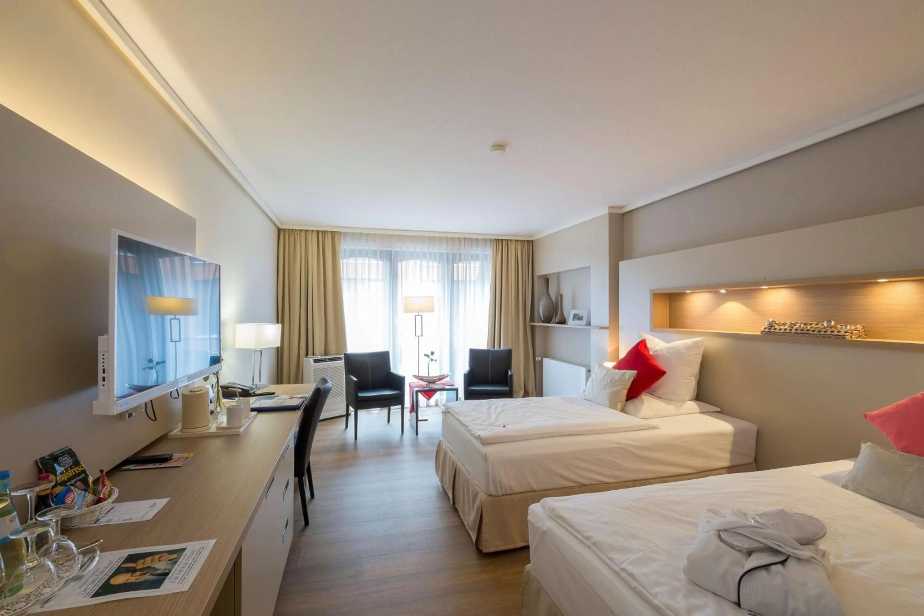 Photo of the whole room, Bed in Privathotel alte mühle Wolfsburg-Weyhausen