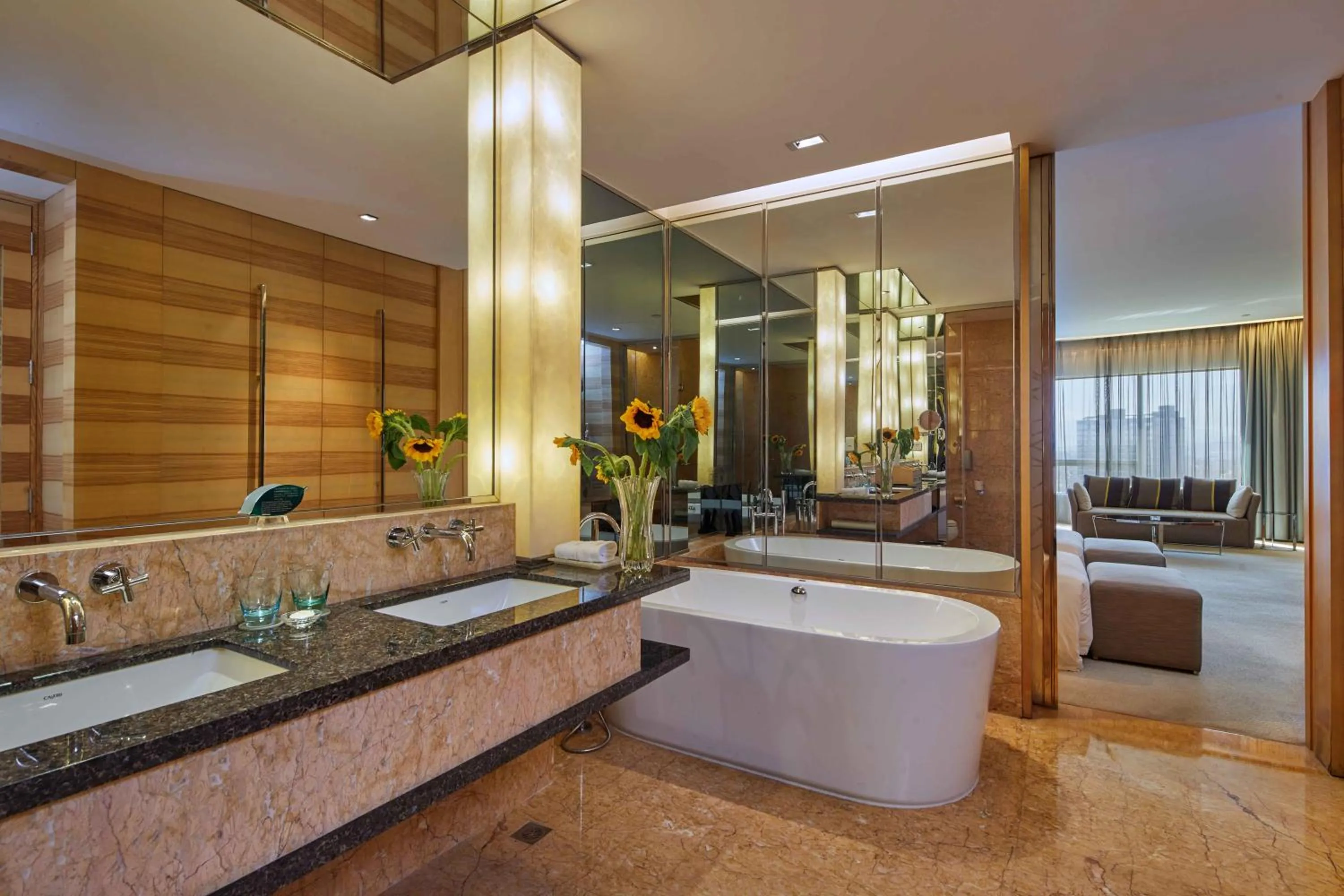 Bathroom in HJ International Hotel