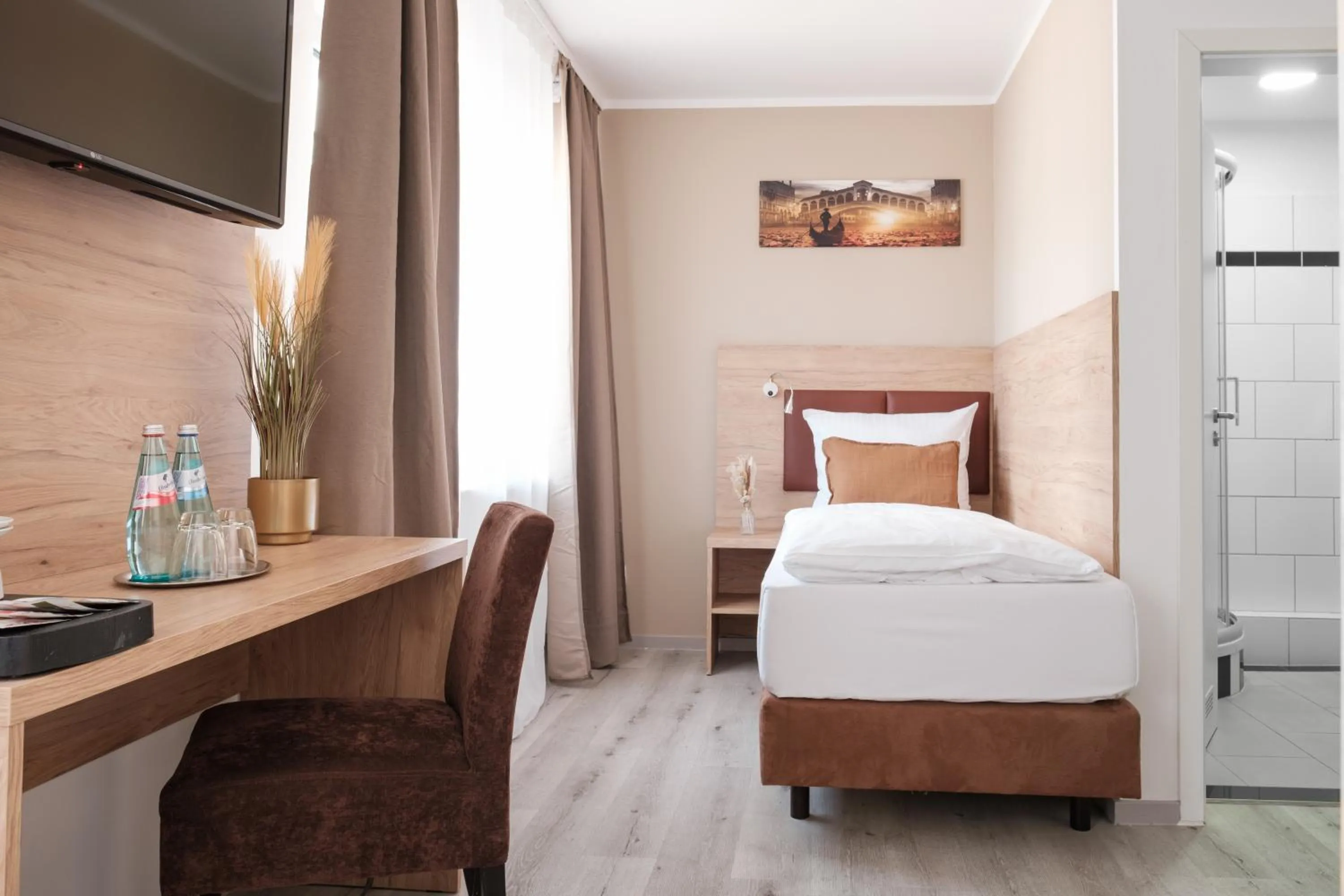 Bed in the sQuare hotel