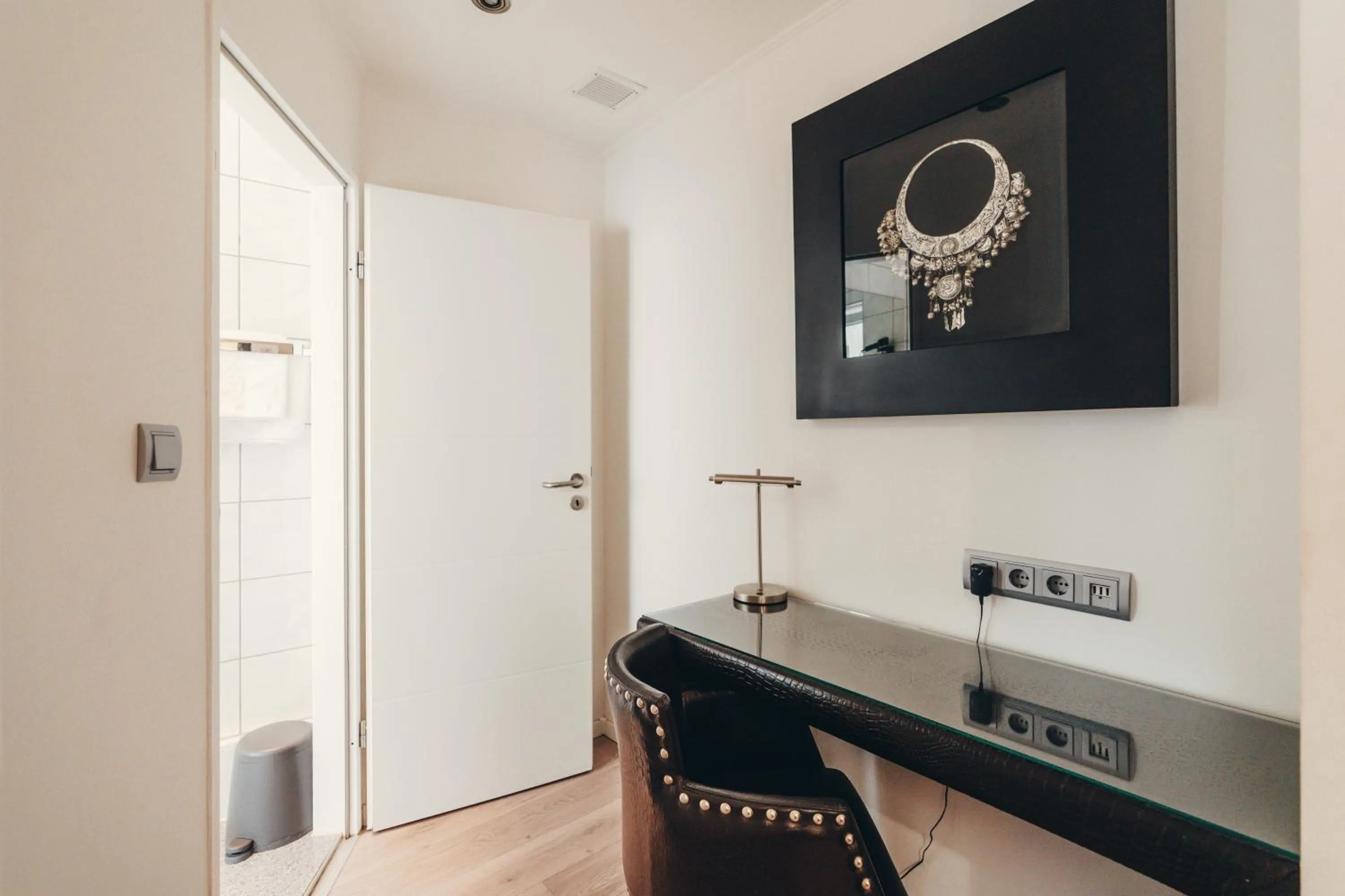 Photo of the whole room in Boutique Hotel Düsseldorf Berial