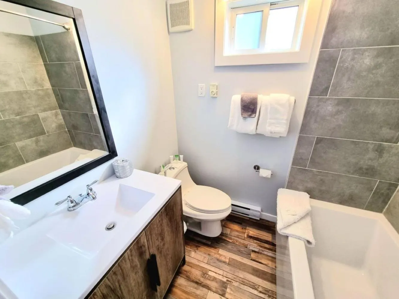 Bathroom in The Orchard at Oliver