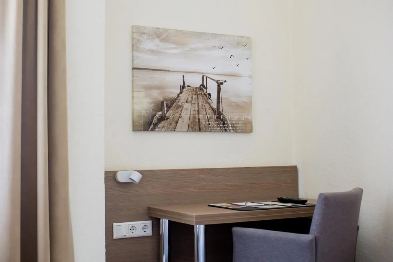 Photo of the whole room in Hotel Das Kronprinz