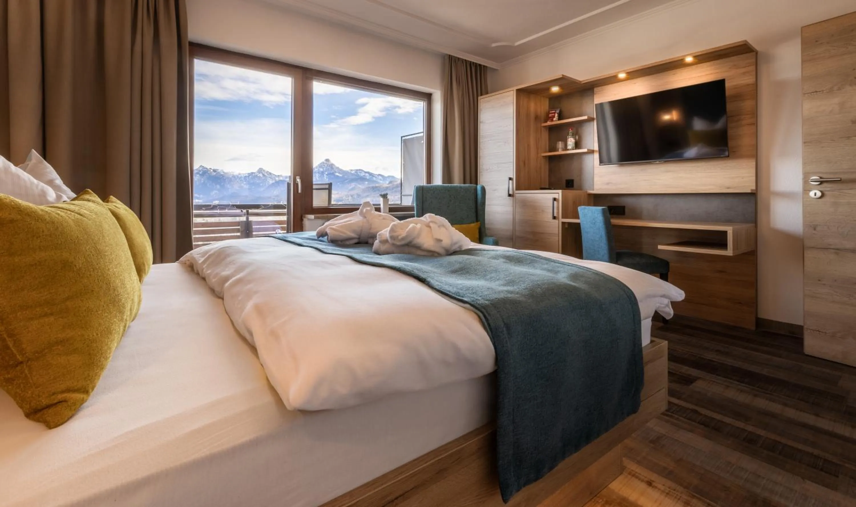 Natural landscape, Bed in Hotel Bergruh