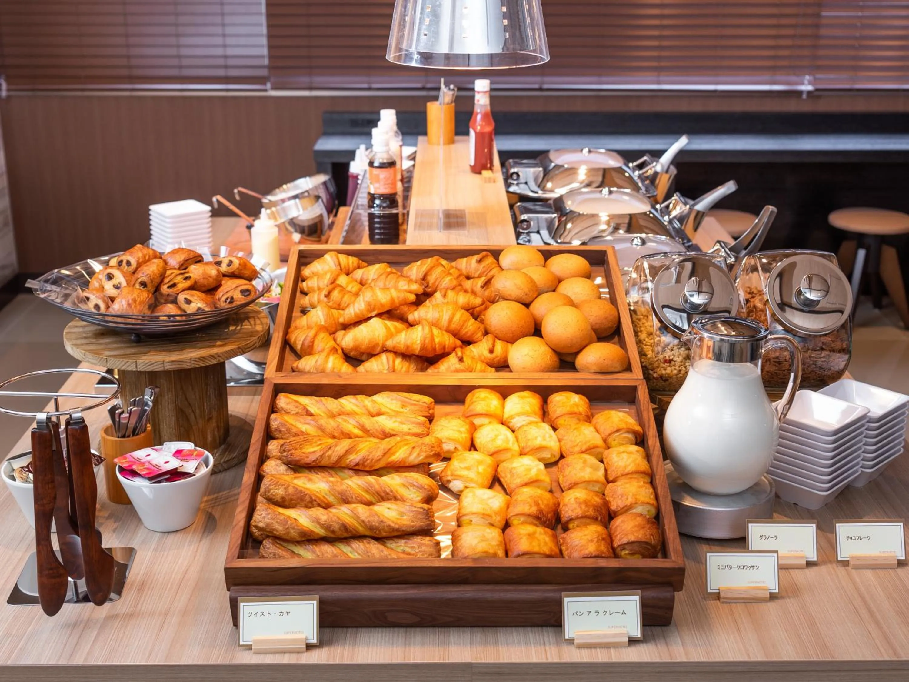 Food and drinks in Super Hotel Yahaba Station East Exit