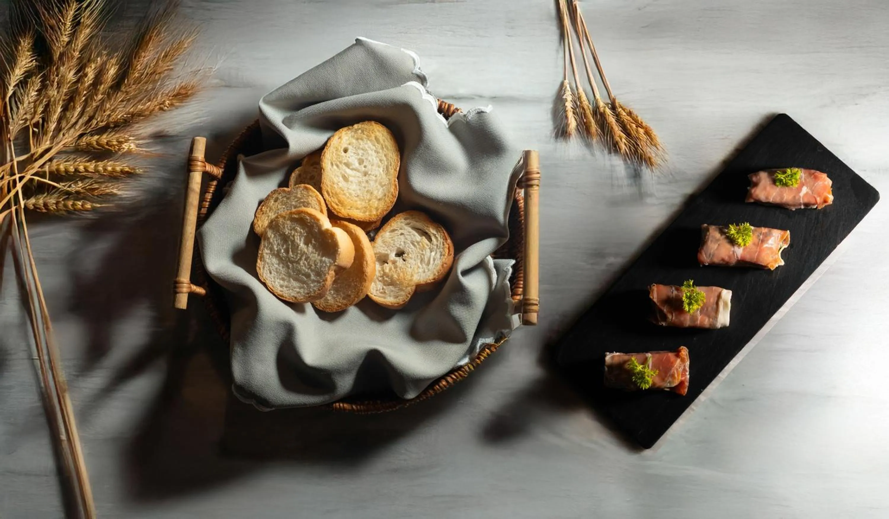 Restaurant/places to eat in The Henry Resort Dumaguete