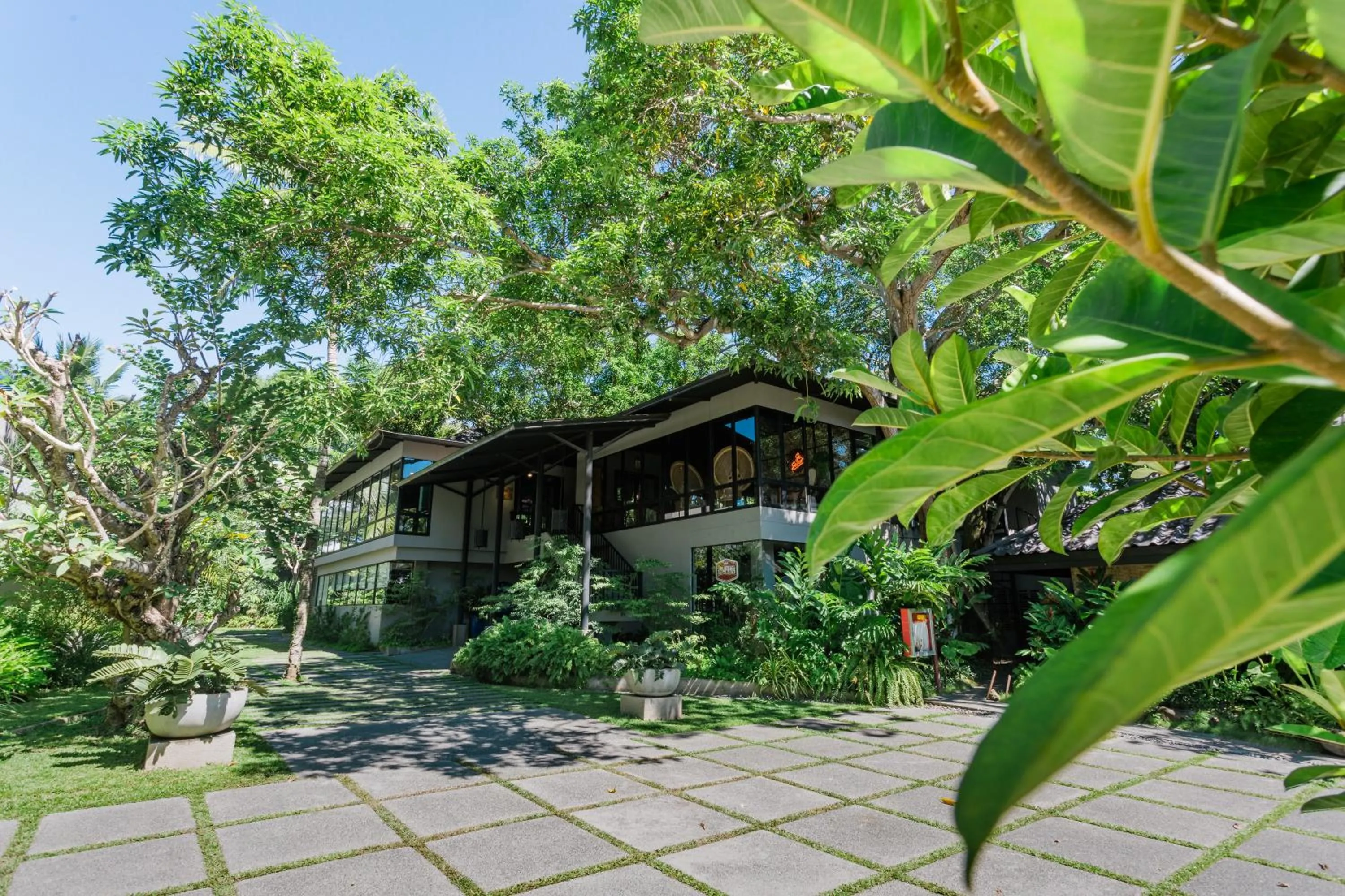 Property building in The Henry Resort Dumaguete