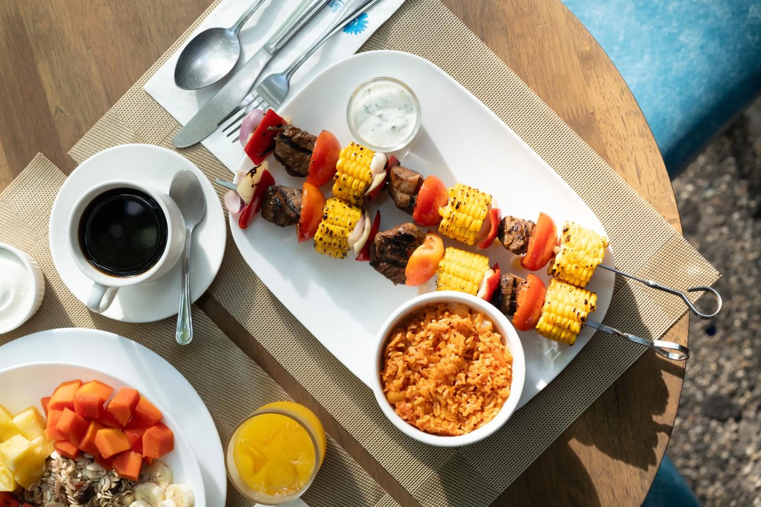 Restaurant/places to eat in The Henry Resort Dumaguete