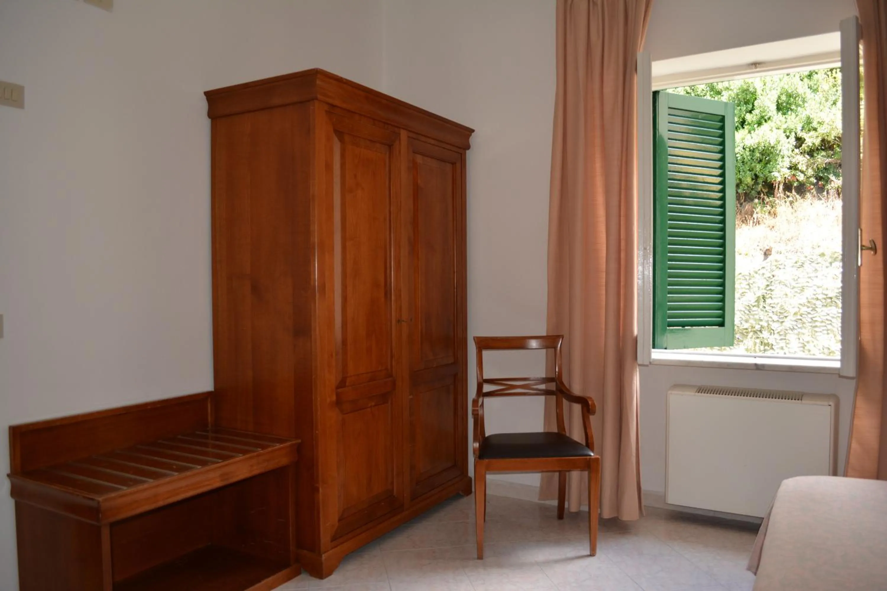 Bedroom in Hotel Maronti