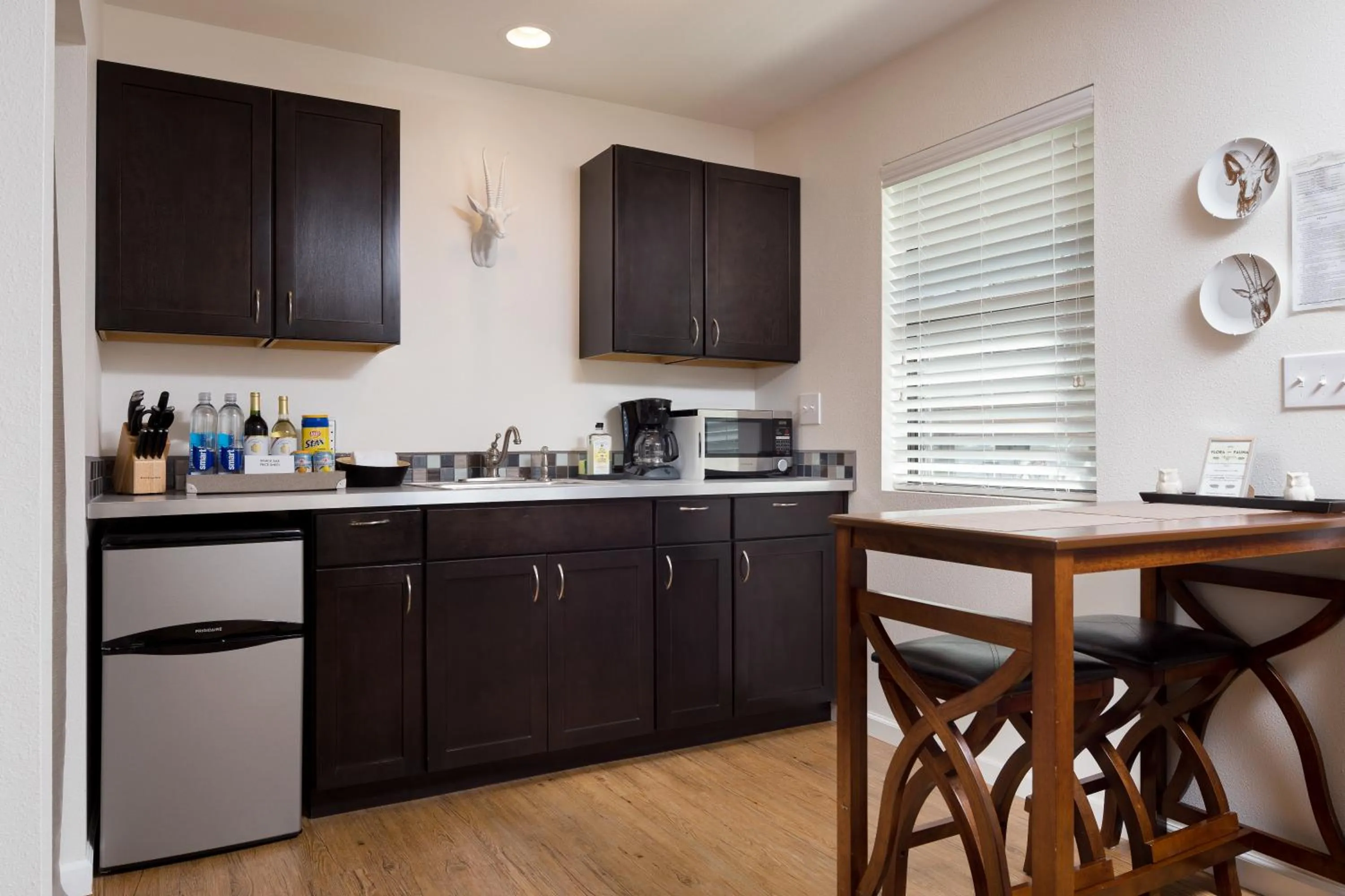 Coffee/tea facilities in Hotel Flora and Fauna