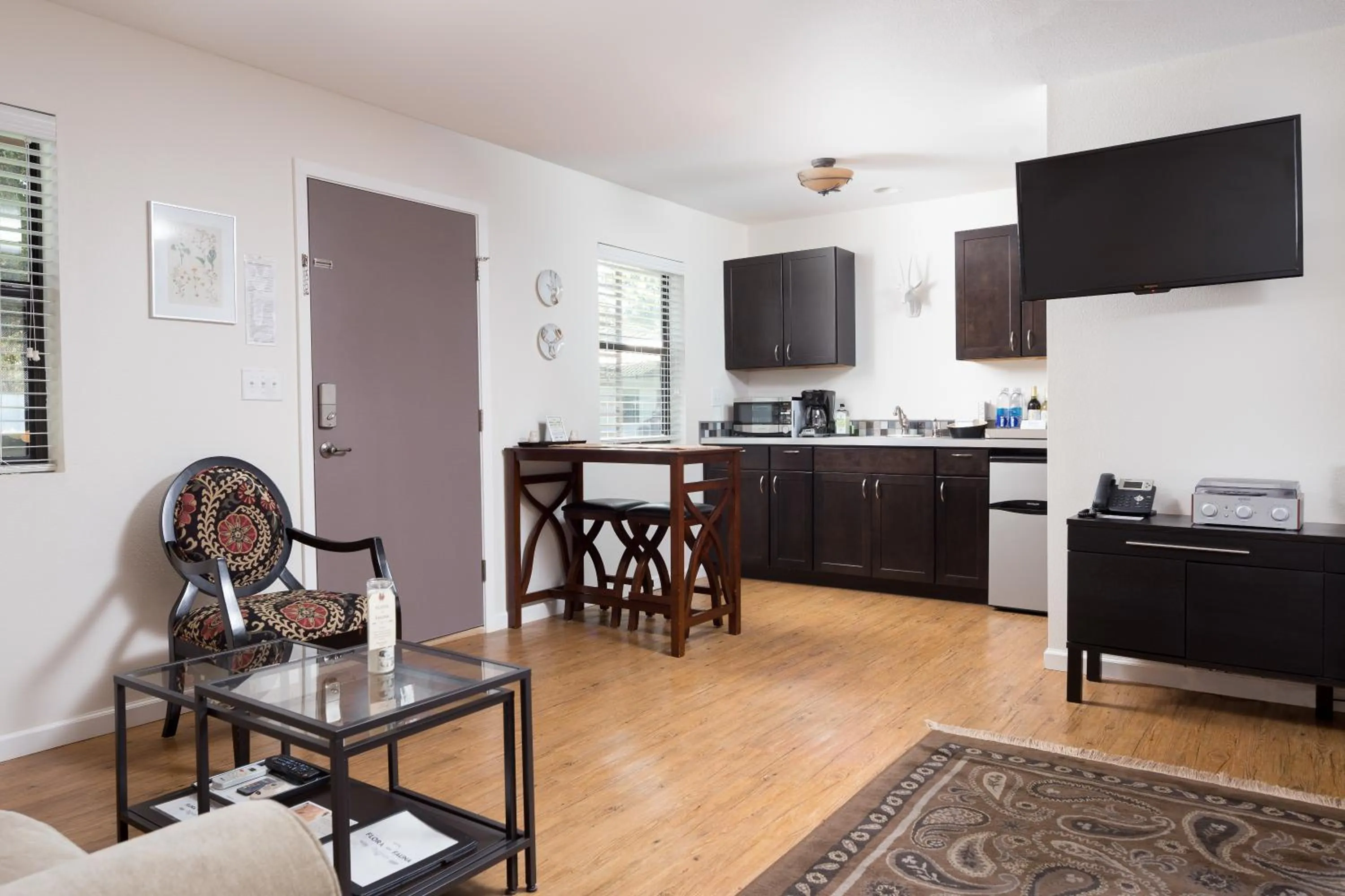 TV and multimedia in Hotel Flora and Fauna