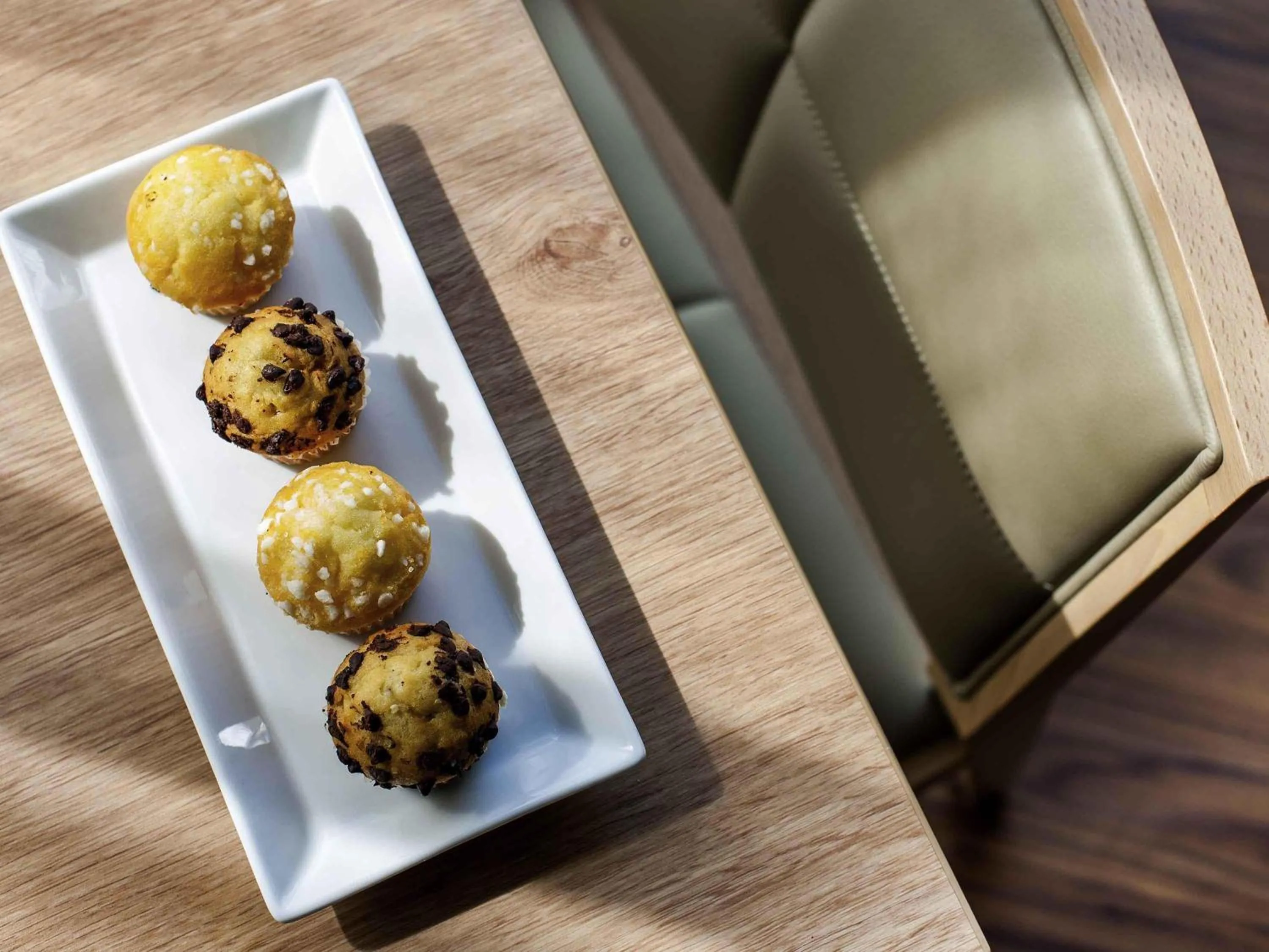 Lounge or bar in ibis Berlin Dreilinden