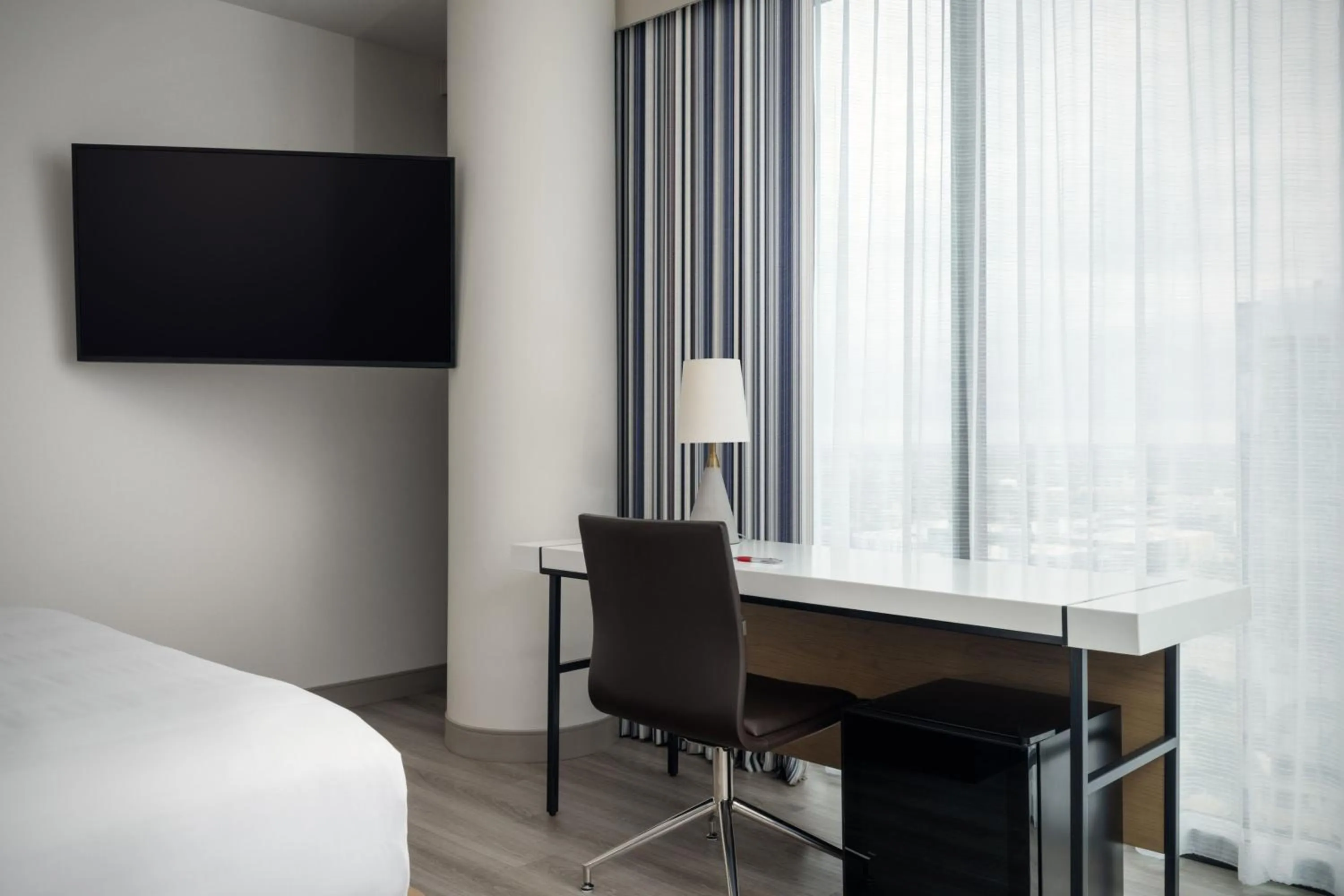 Photo of the whole room, Bed in Austin Marriott Downtown