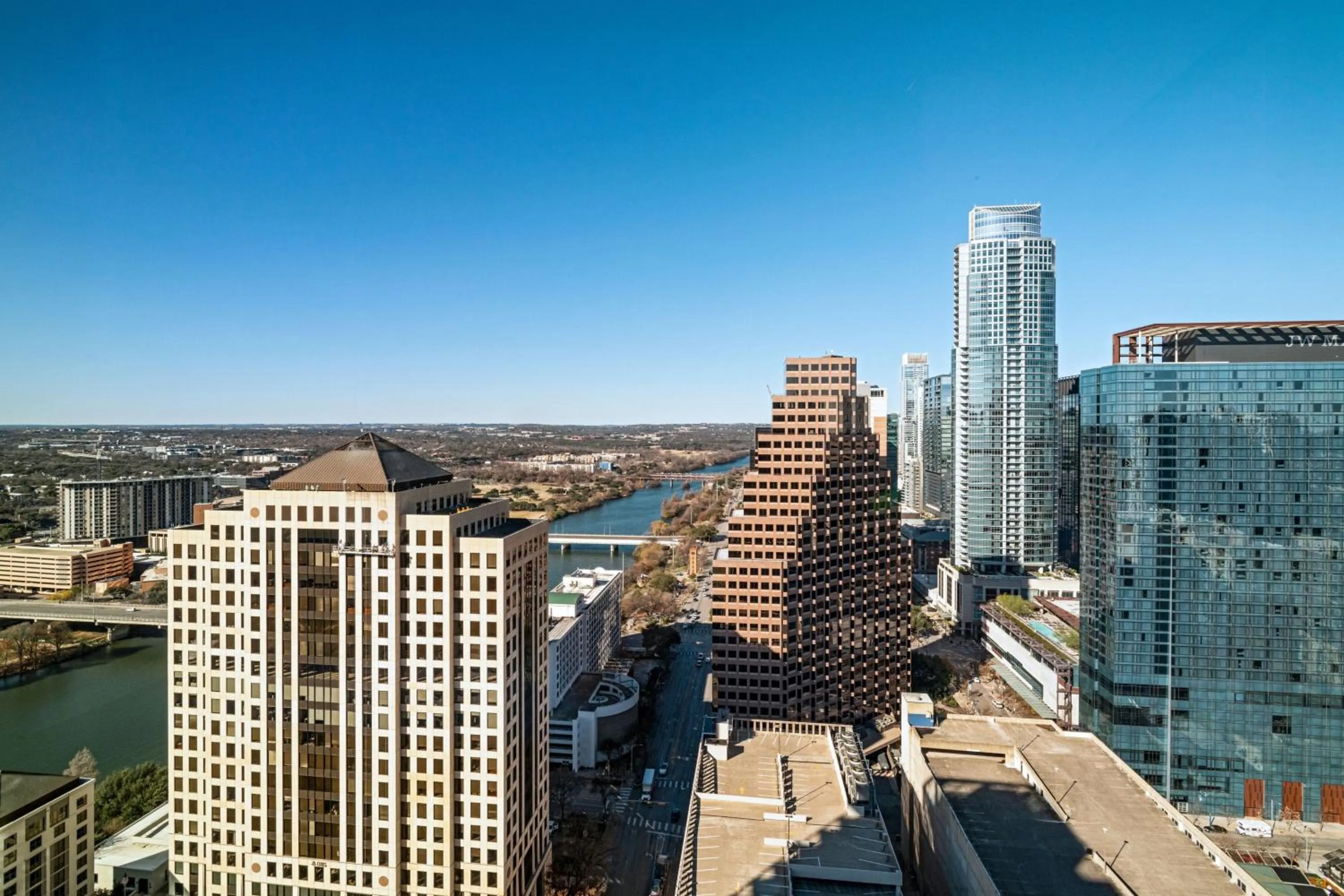 Photo of the whole room in Austin Marriott Downtown