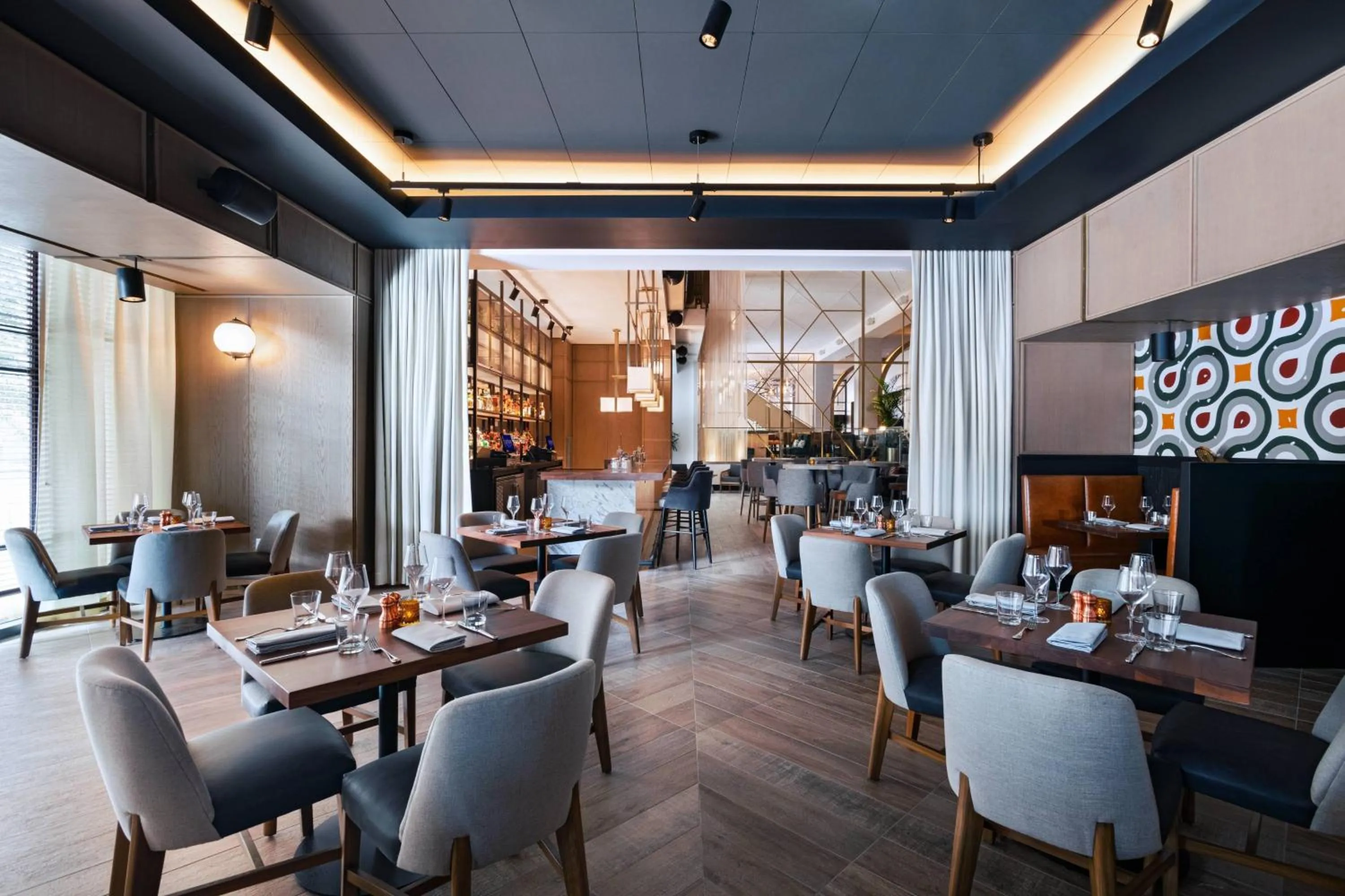 Restaurant/places to eat in Austin Marriott Downtown