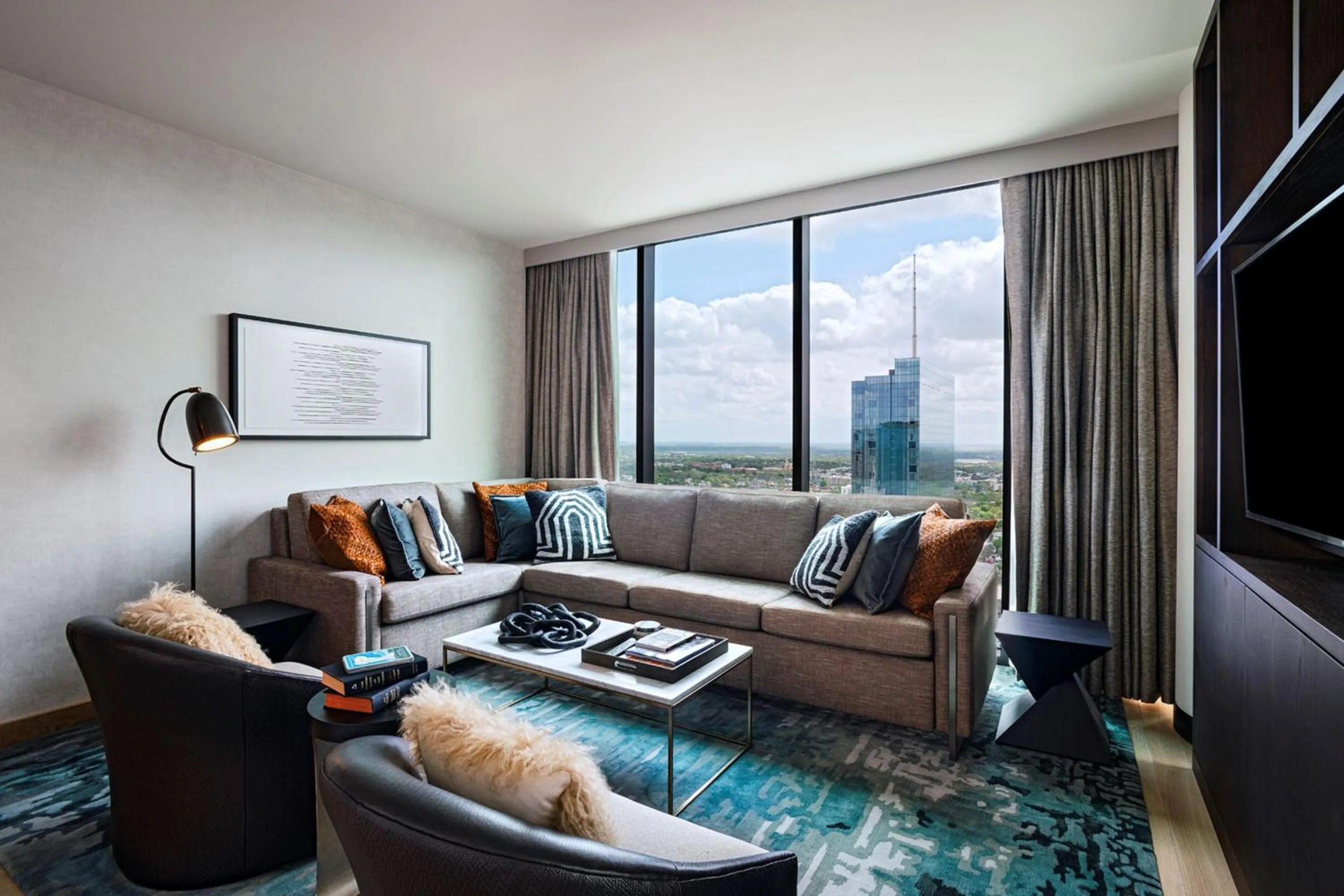 Living room in Austin Marriott Downtown