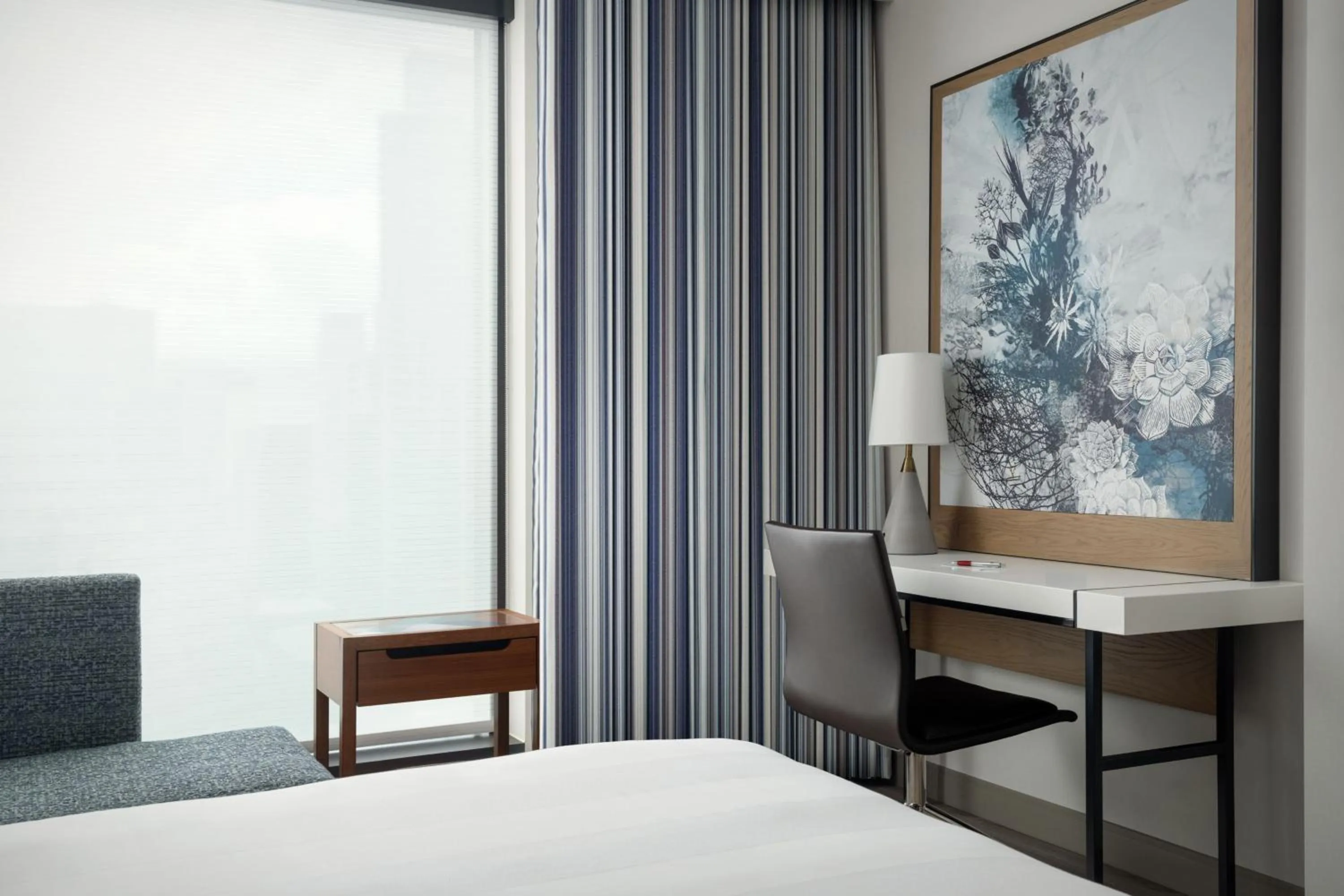 Photo of the whole room, Bed in Austin Marriott Downtown