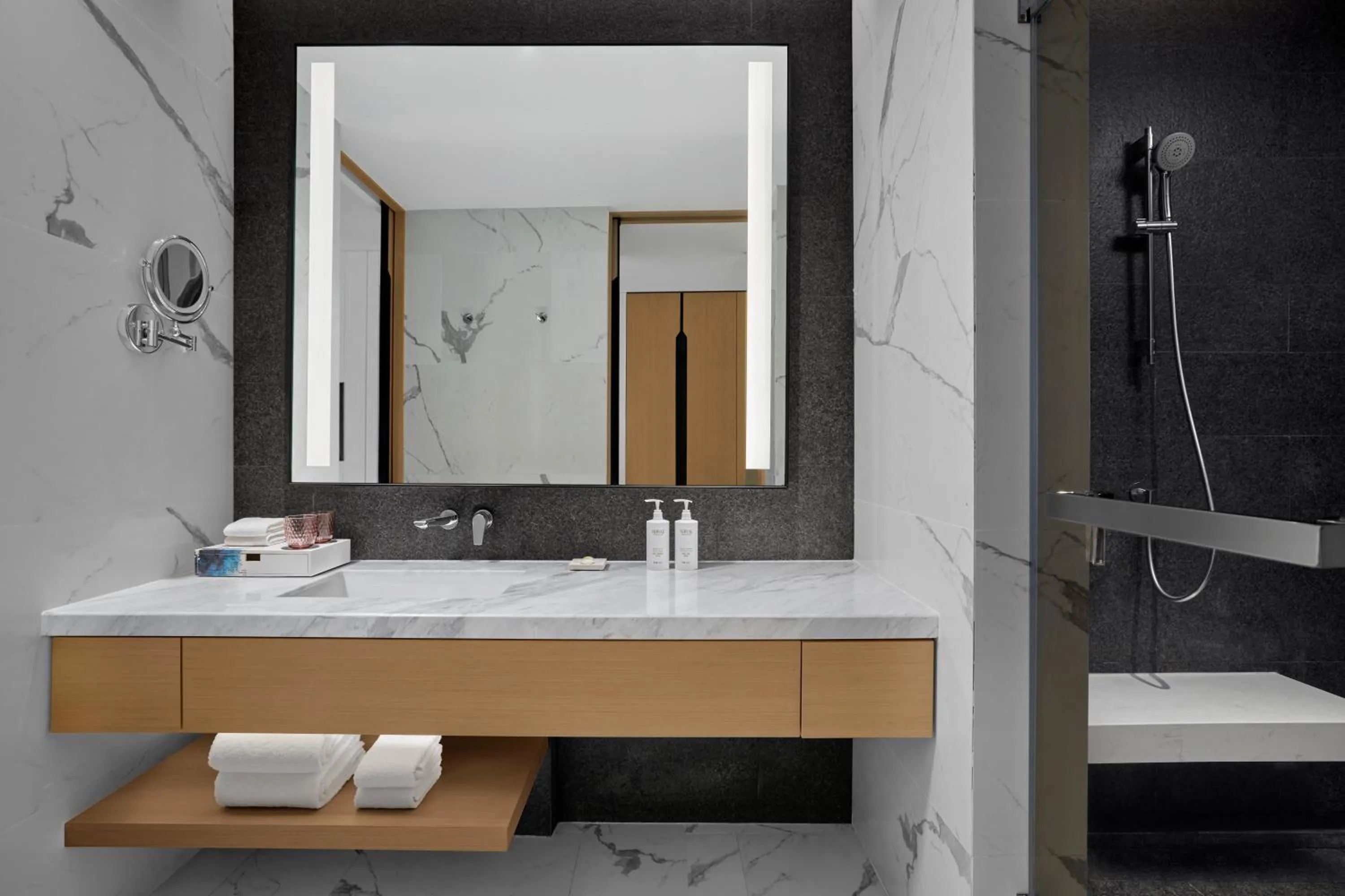 Bathroom in Courtyard by Marriott Xiamen