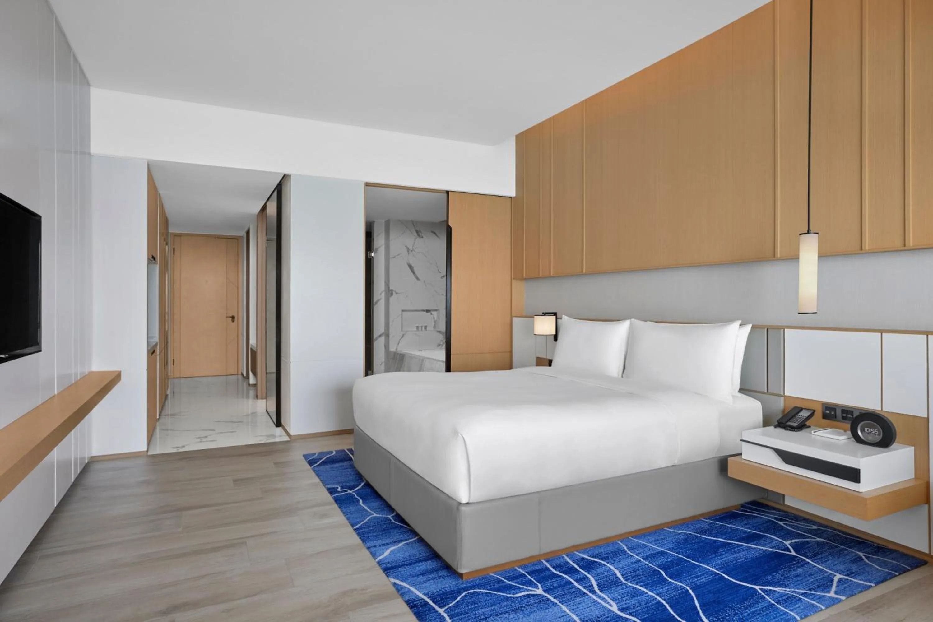 Photo of the whole room, Bed in Courtyard by Marriott Xiamen