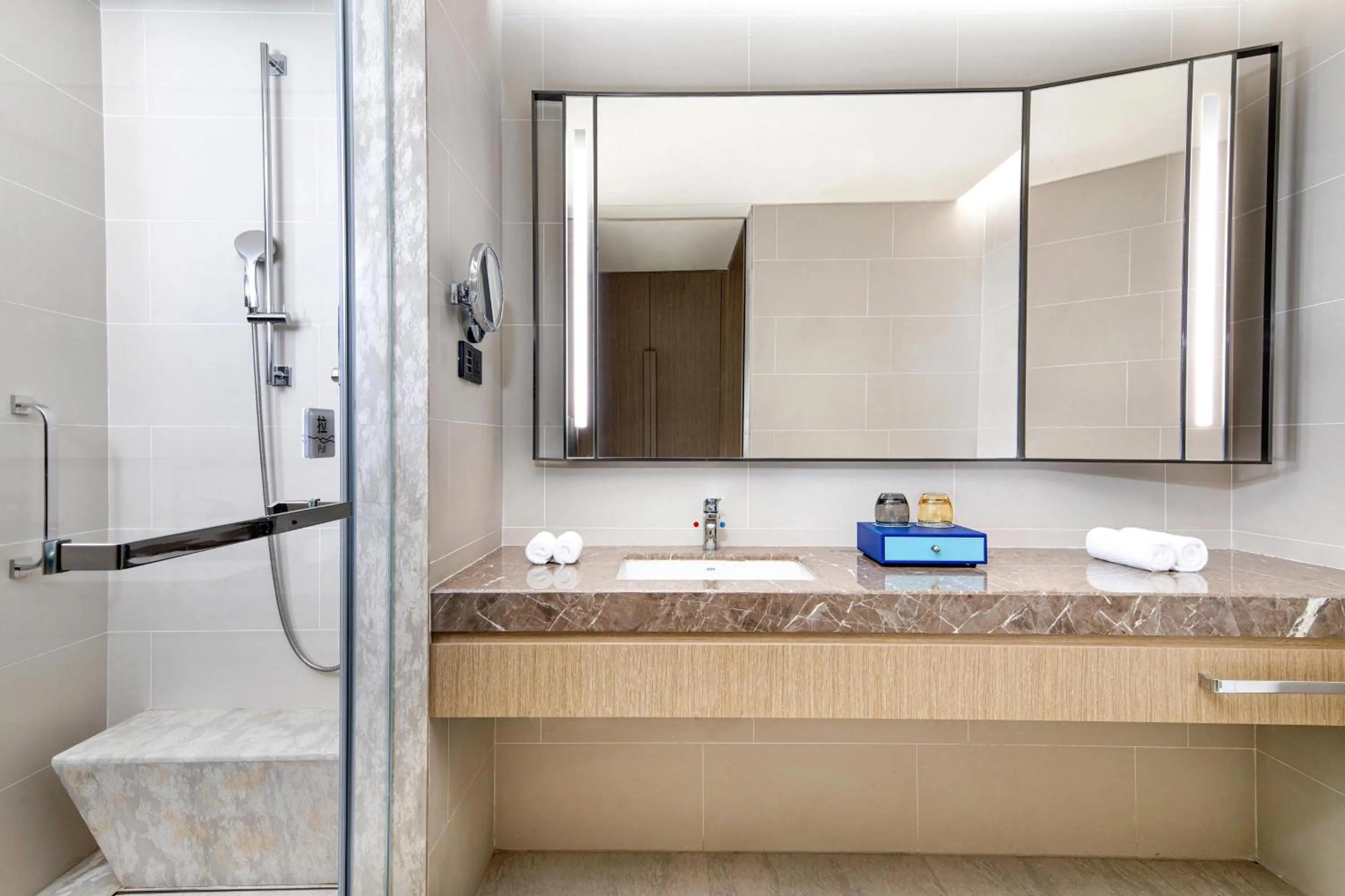 Bathroom in Four Points by Sheraton Wuchuan, Loong Bay