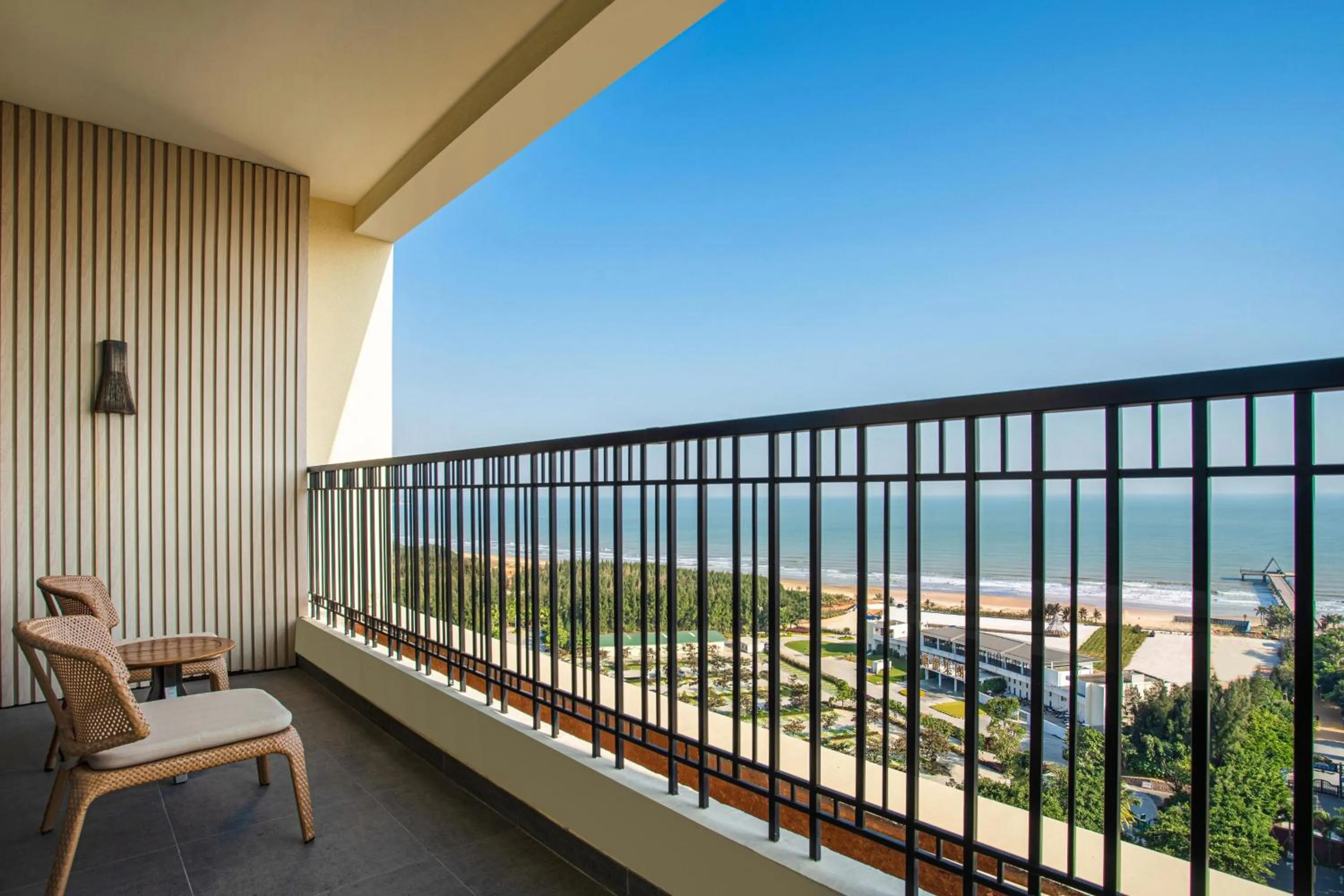 Photo of the whole room in Four Points by Sheraton Wuchuan, Loong Bay