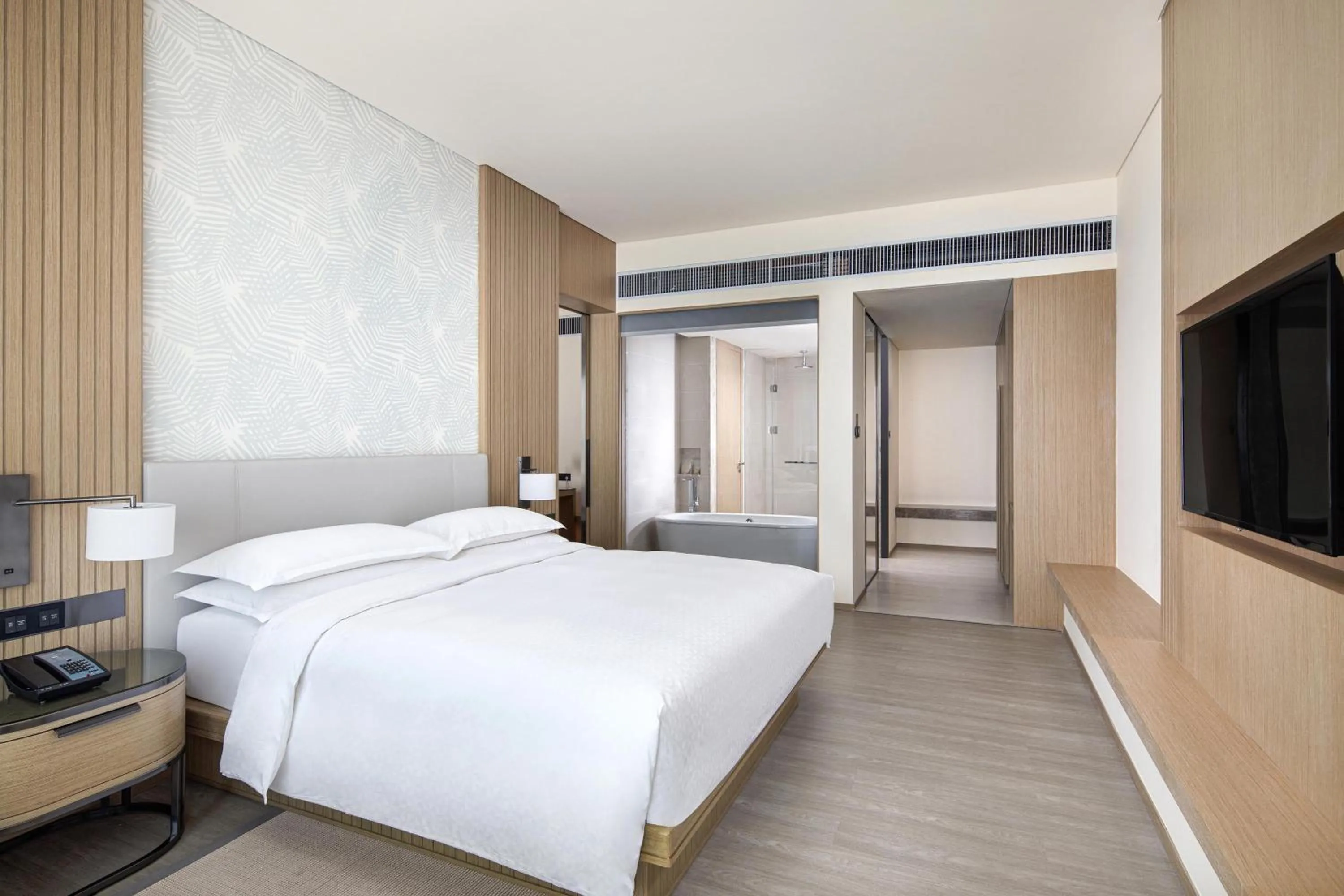 Bedroom, Bed in Four Points by Sheraton Wuchuan, Loong Bay