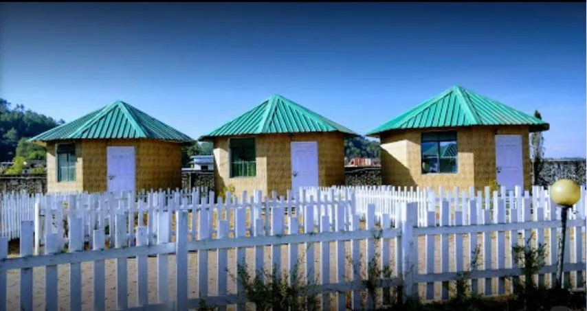 Property building in Woodstock Resort