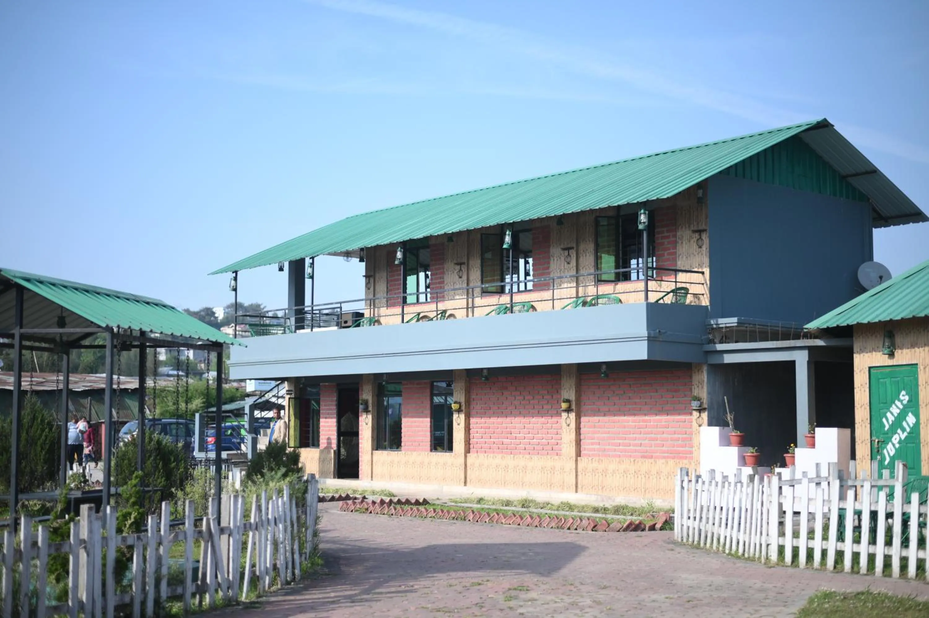 Facade/entrance in Woodstock Resort