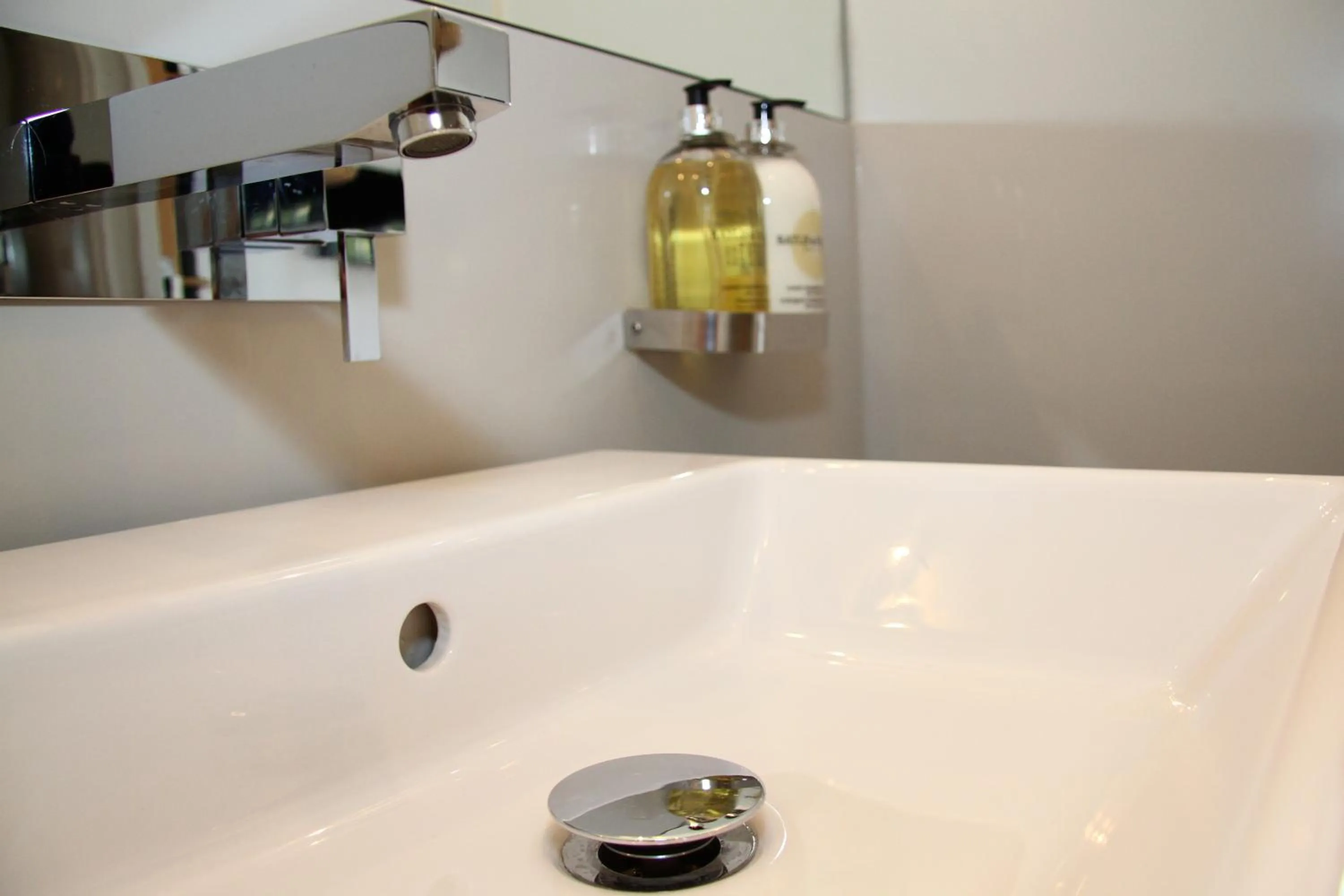 Bathroom in The Vineyard Lamberhurst