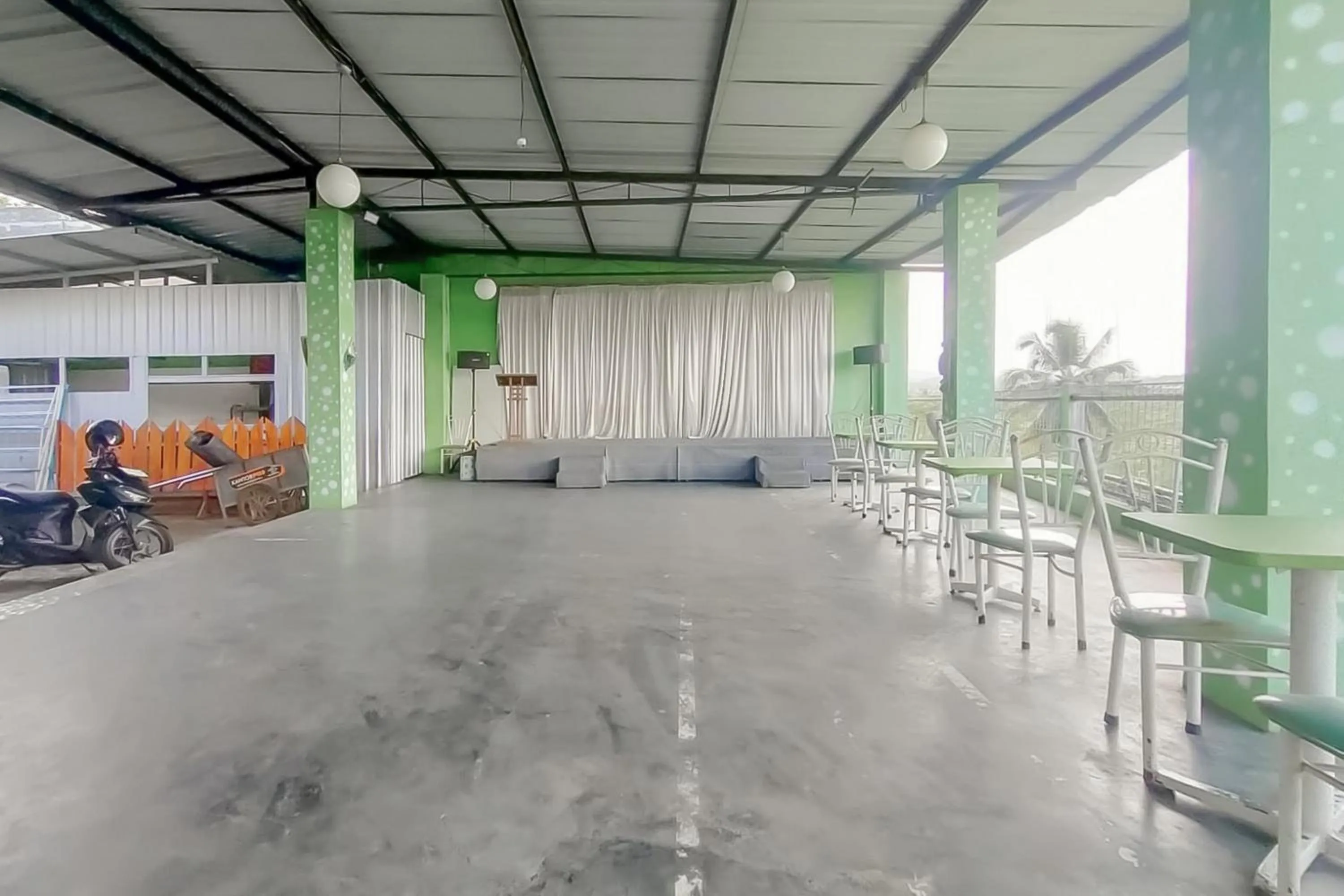 Property building in Hotel Karangsalam Indah Near Stasiun Purwokerto Mitra RedDoorz