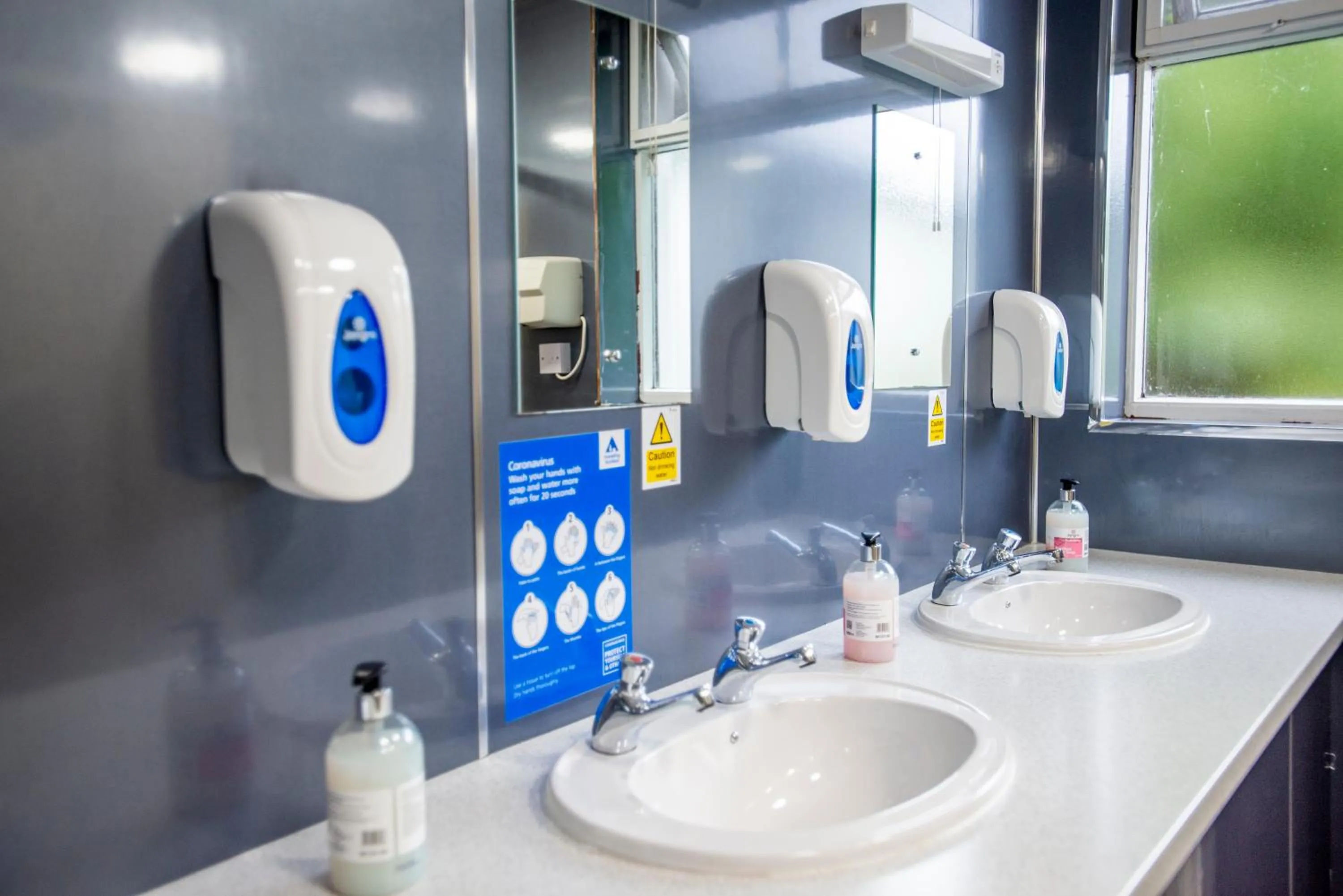 Bathroom in Crianlarich Youth Hostel