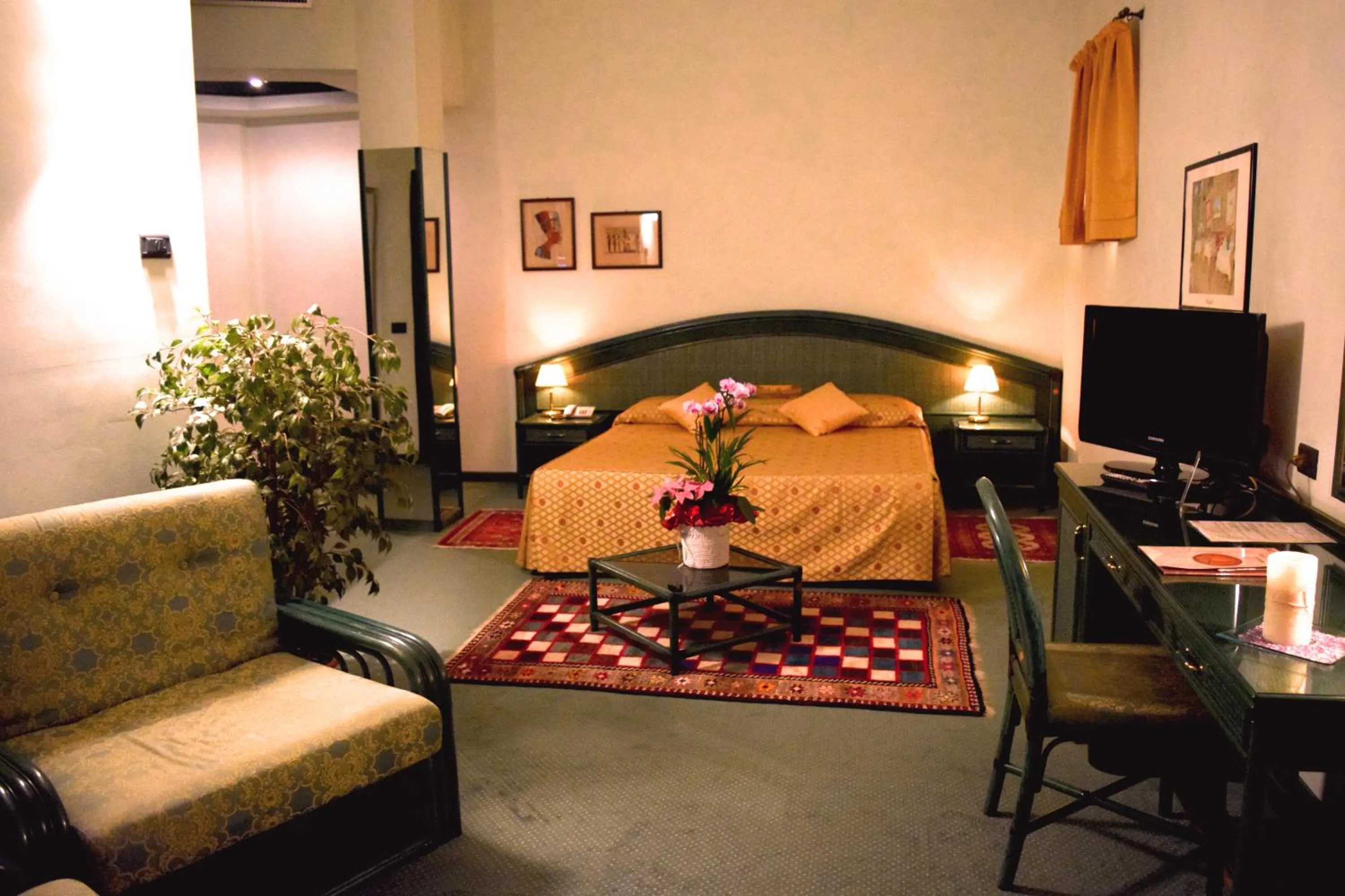 Photo of the whole room, Bed in Antica Postumia