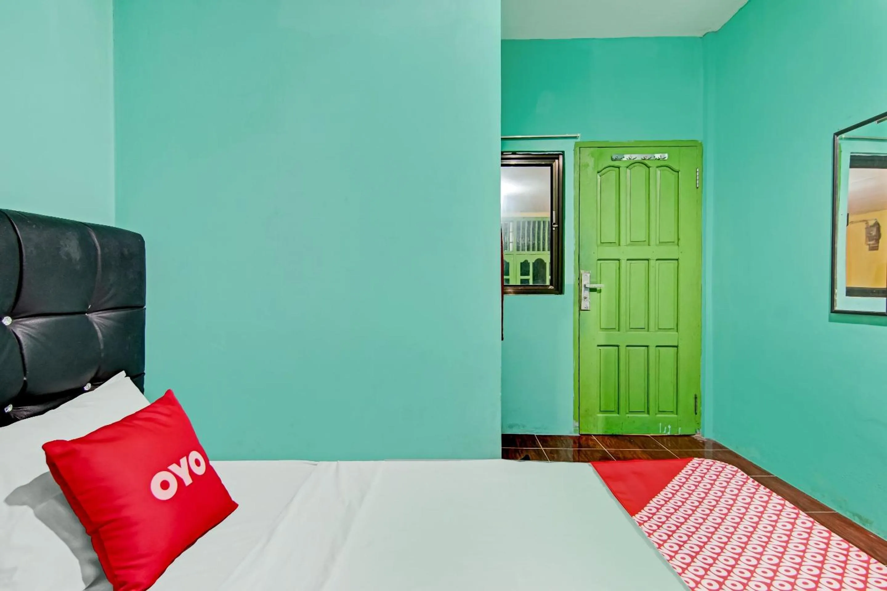 Bedroom, Bed in Hotel O Homestay 22 Syariah