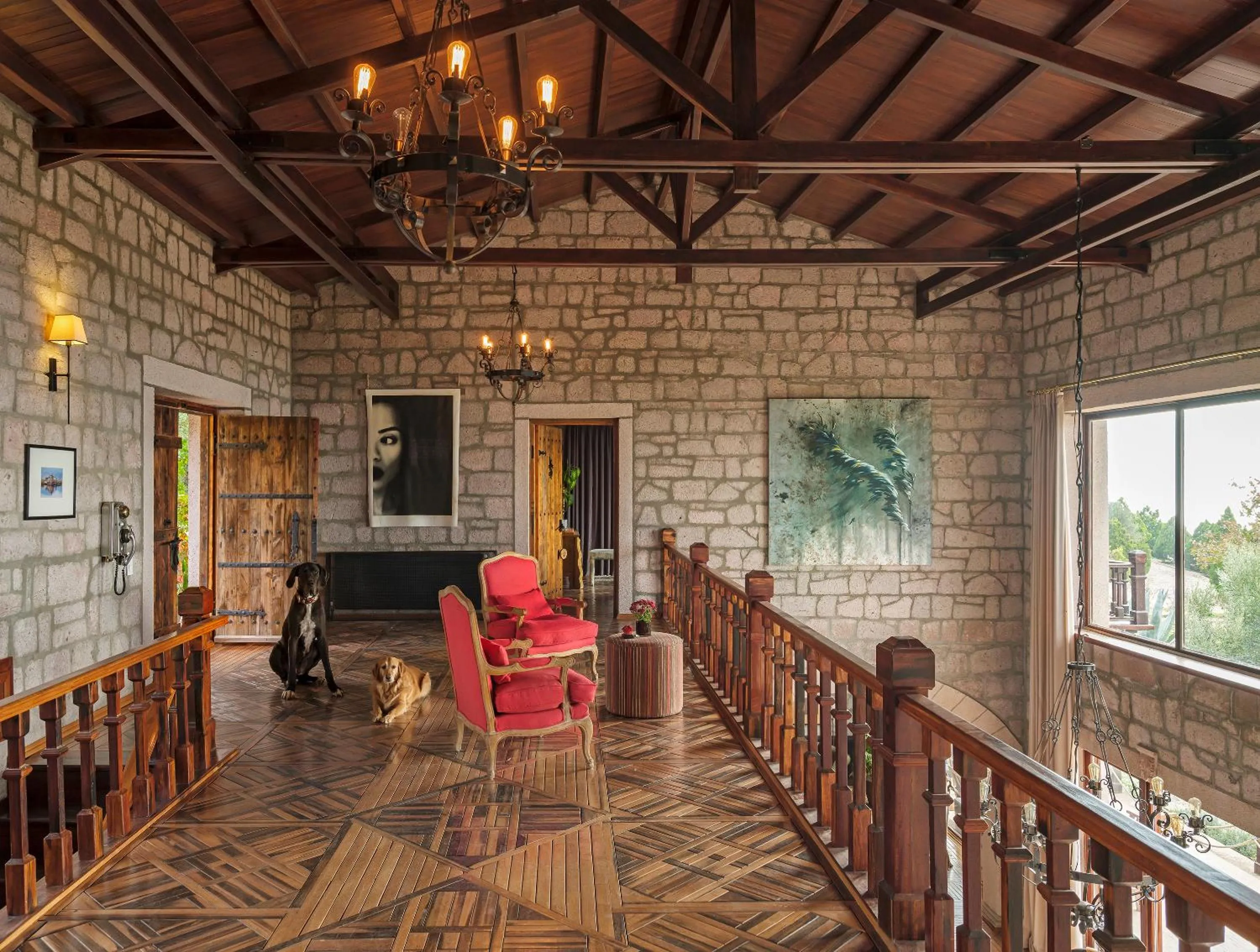 Facade/entrance in Simurg Inn