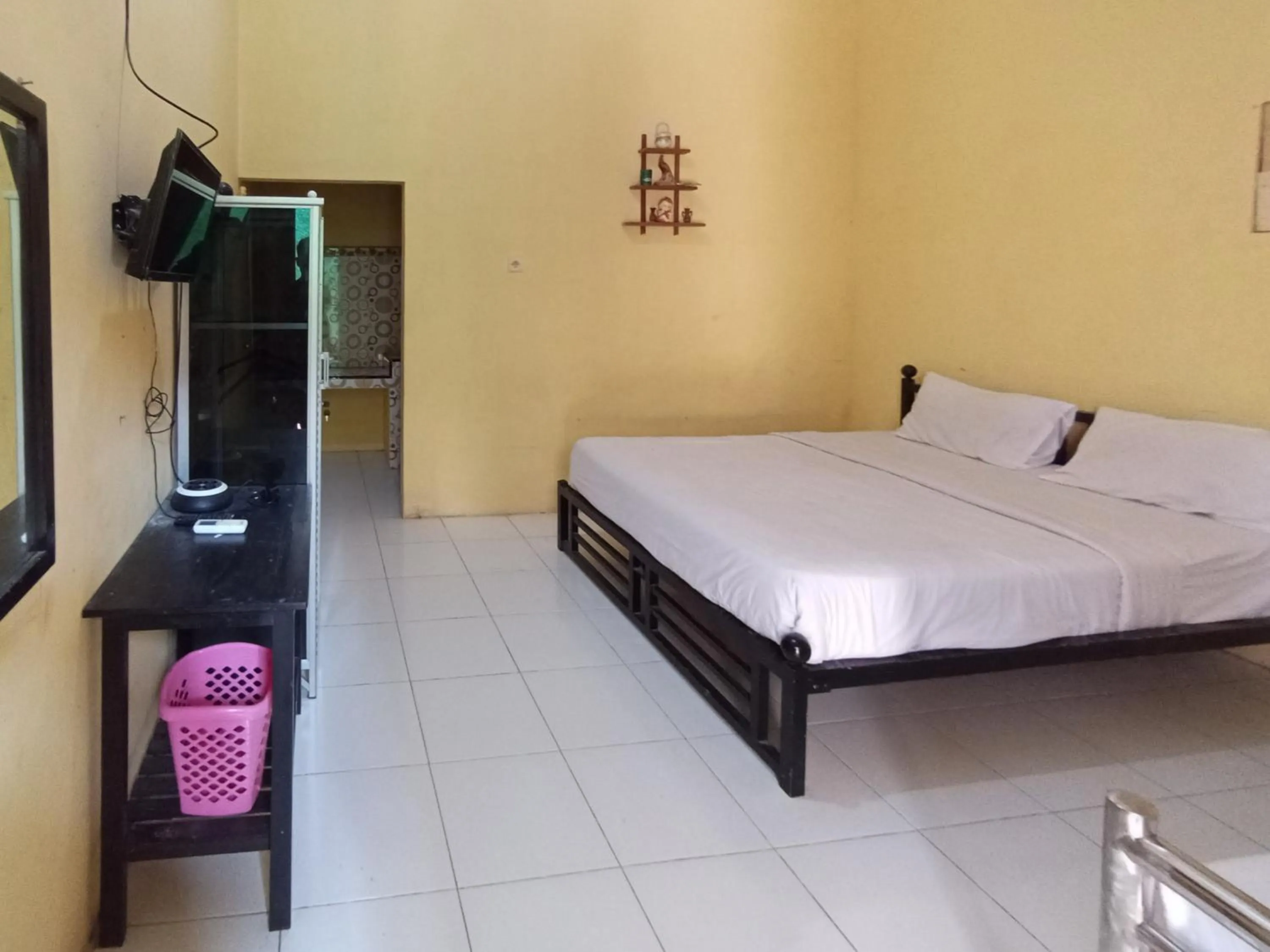 Bedroom, Bed in OYO 3100 El Shaday Family Residence