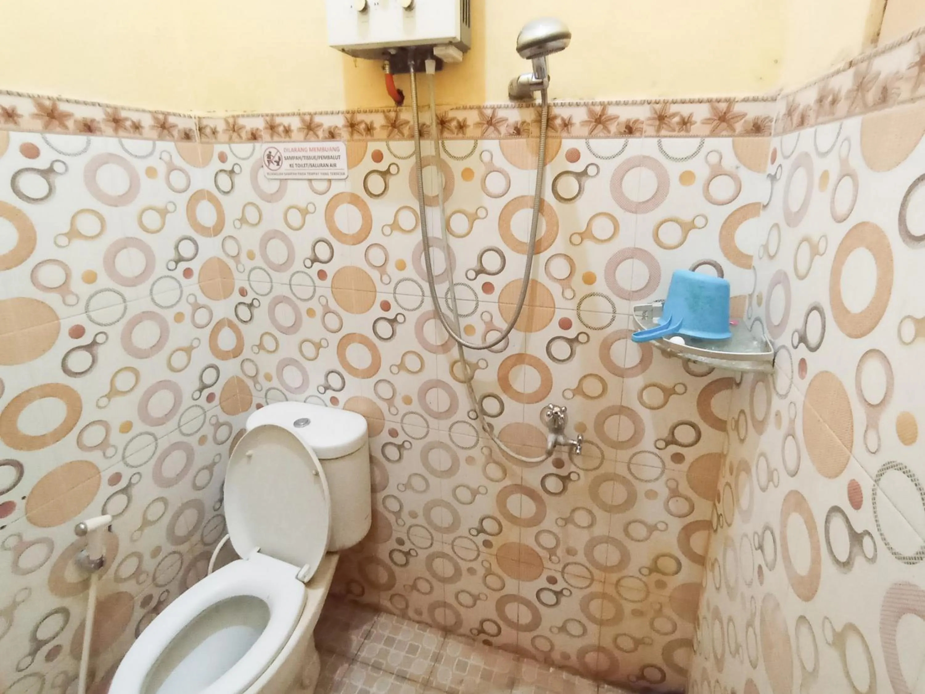 Bathroom in OYO 3100 El Shaday Family Residence