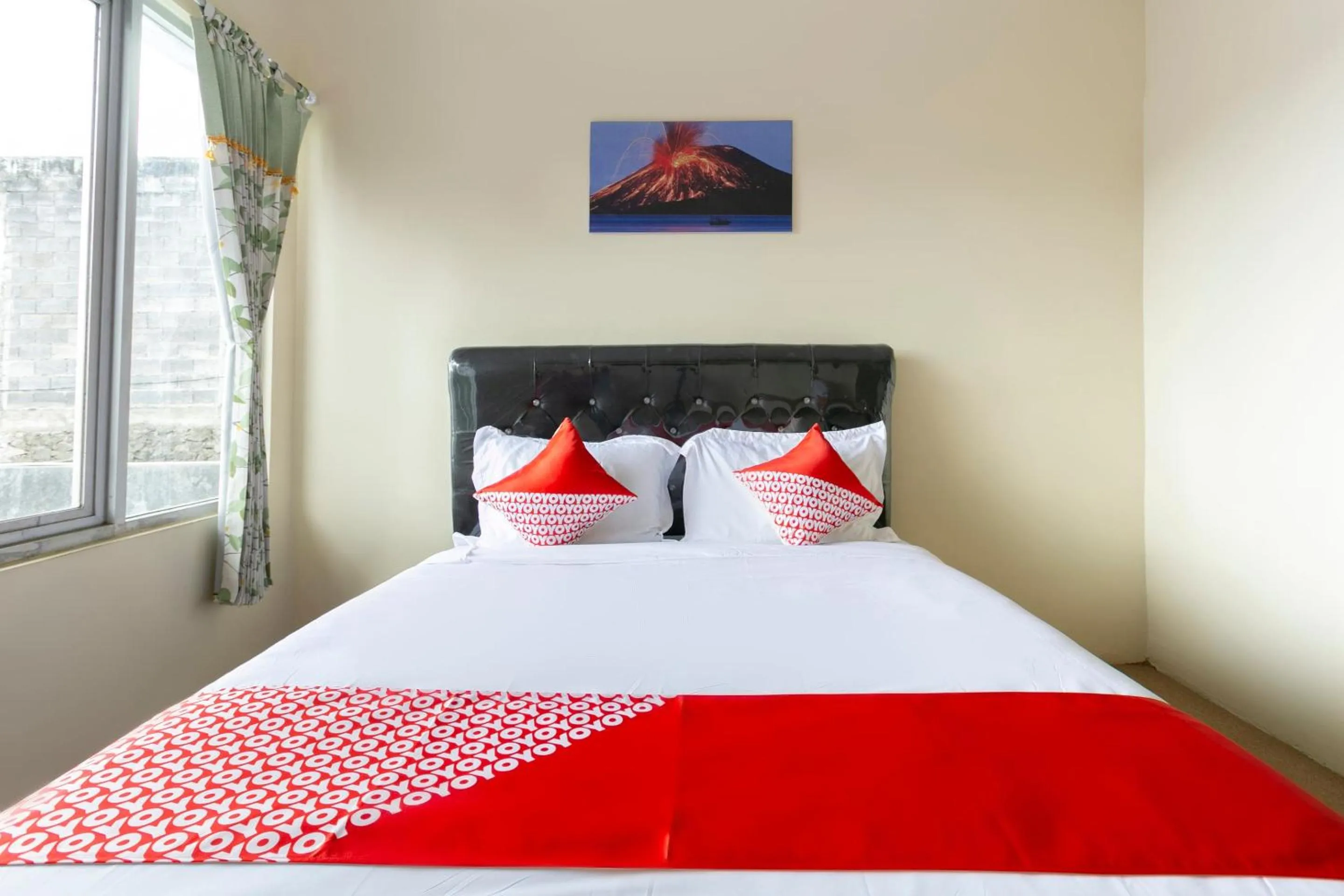 Bedroom, Bed in Collection O 3130 D'Valley View