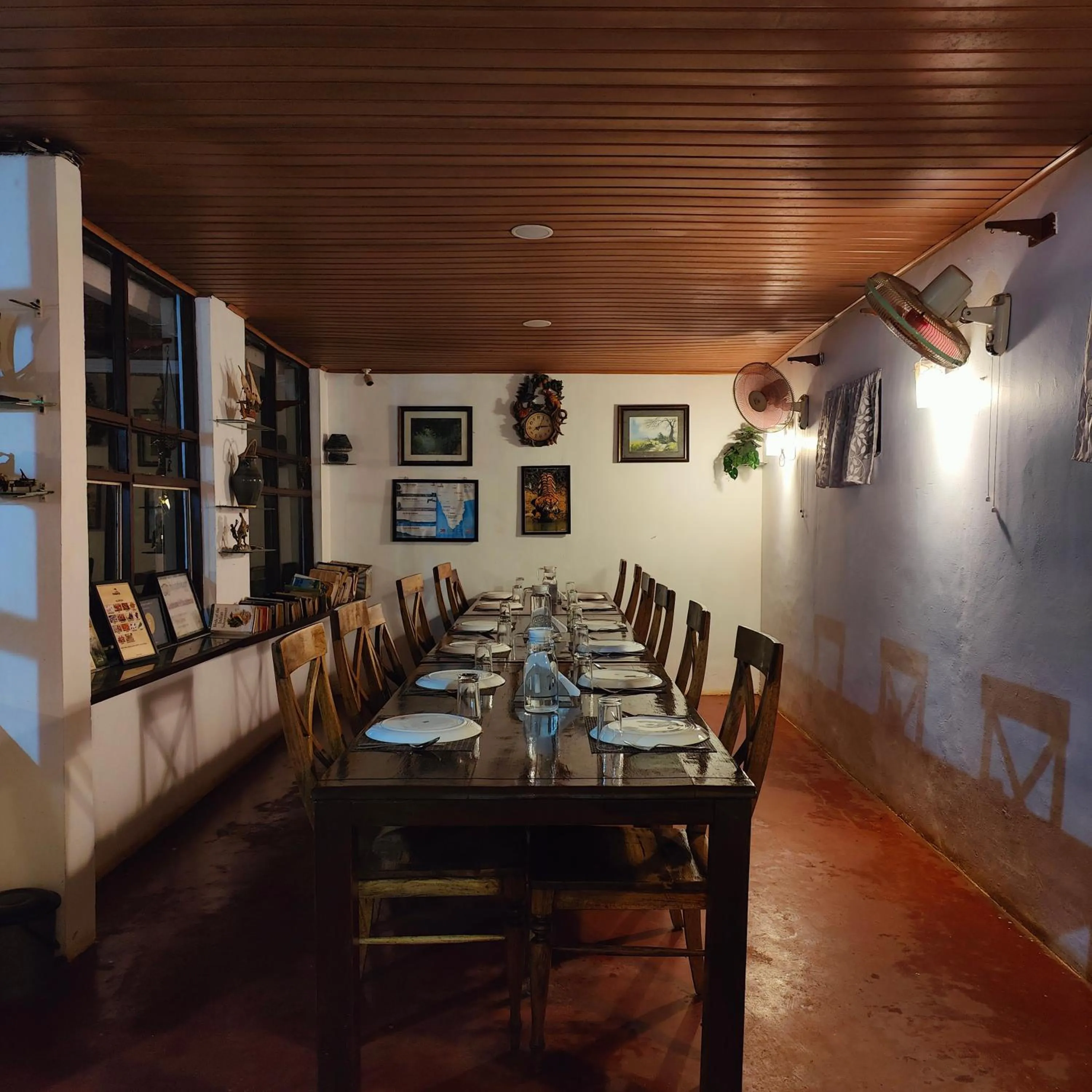 Restaurant/places to eat in Grassroots Wayanad, Valley-view Tents