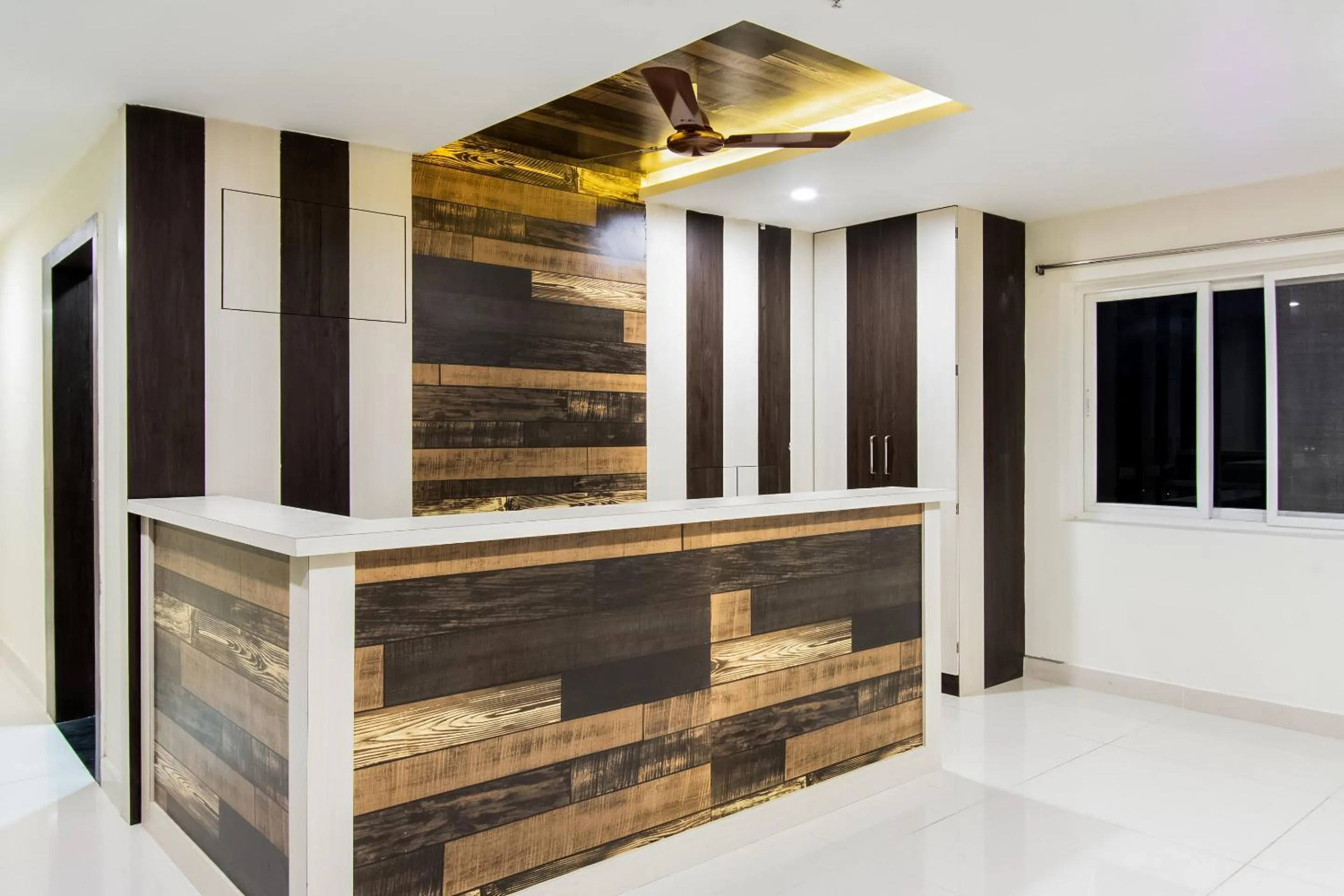 Lobby or reception in Hotel O CJ Inn