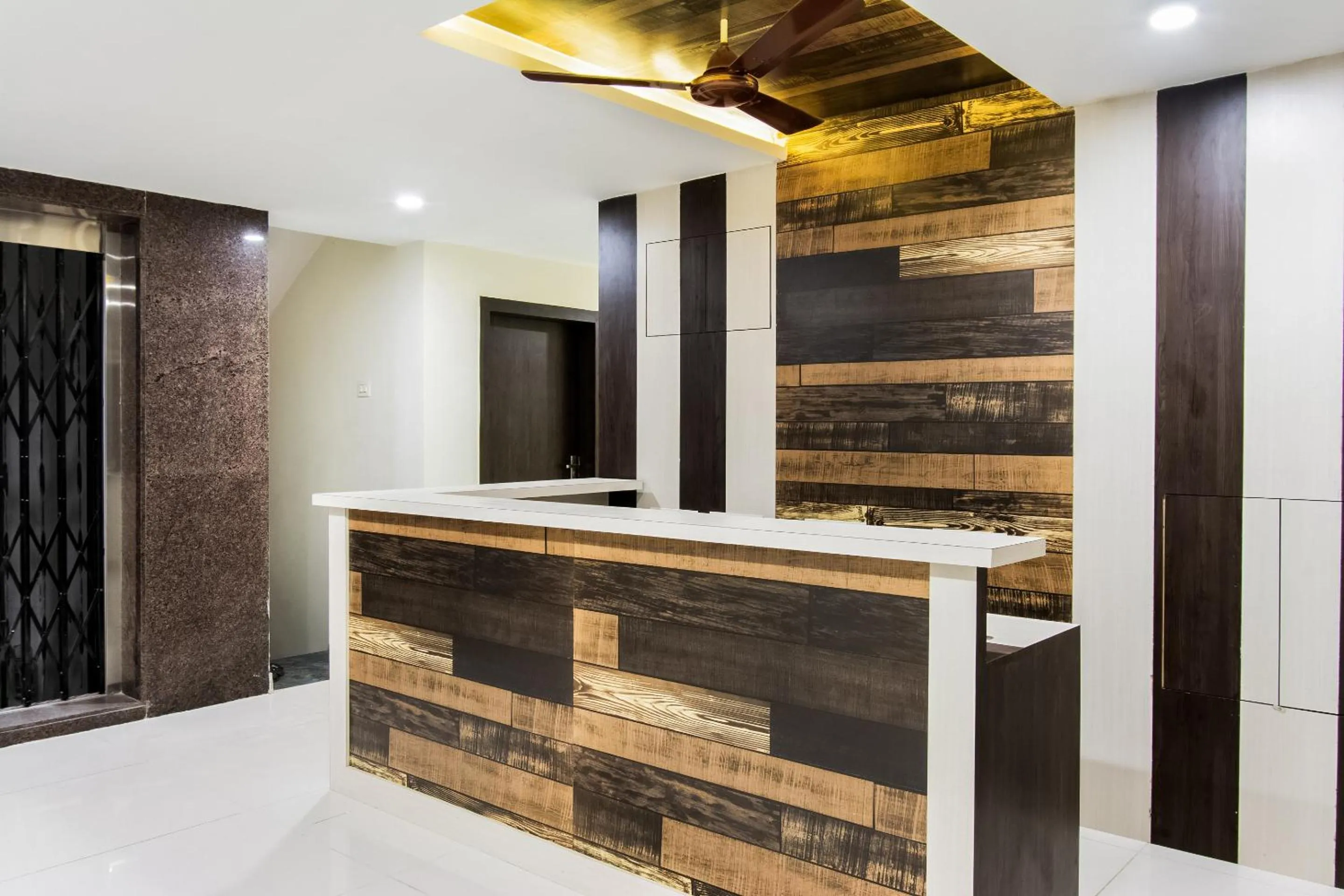 Lobby or reception in Hotel O CJ Inn