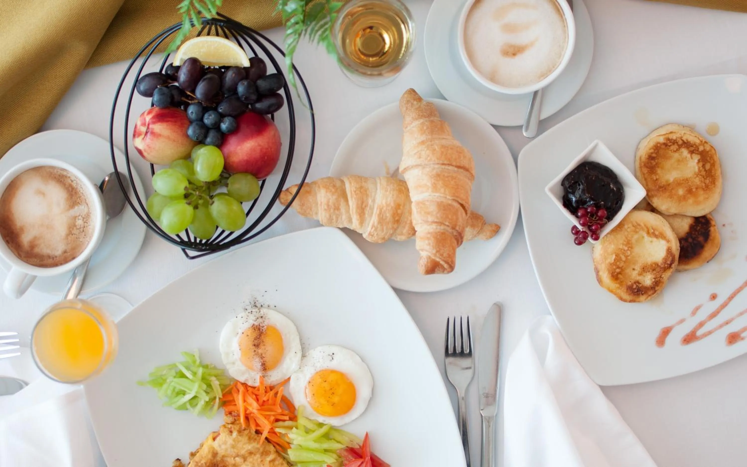 Food and drinks in Hotel Park